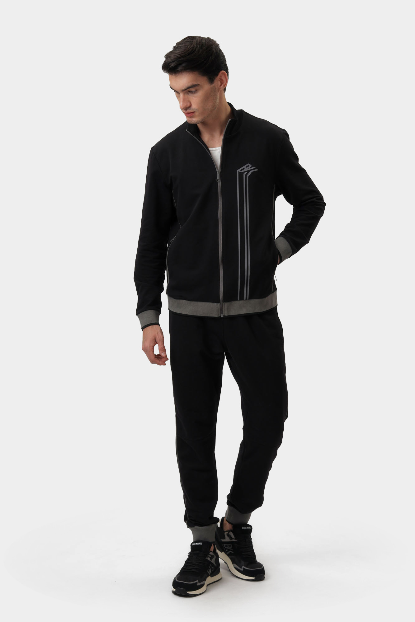 BMF0734 Тректоп Bikkembergs Хаки