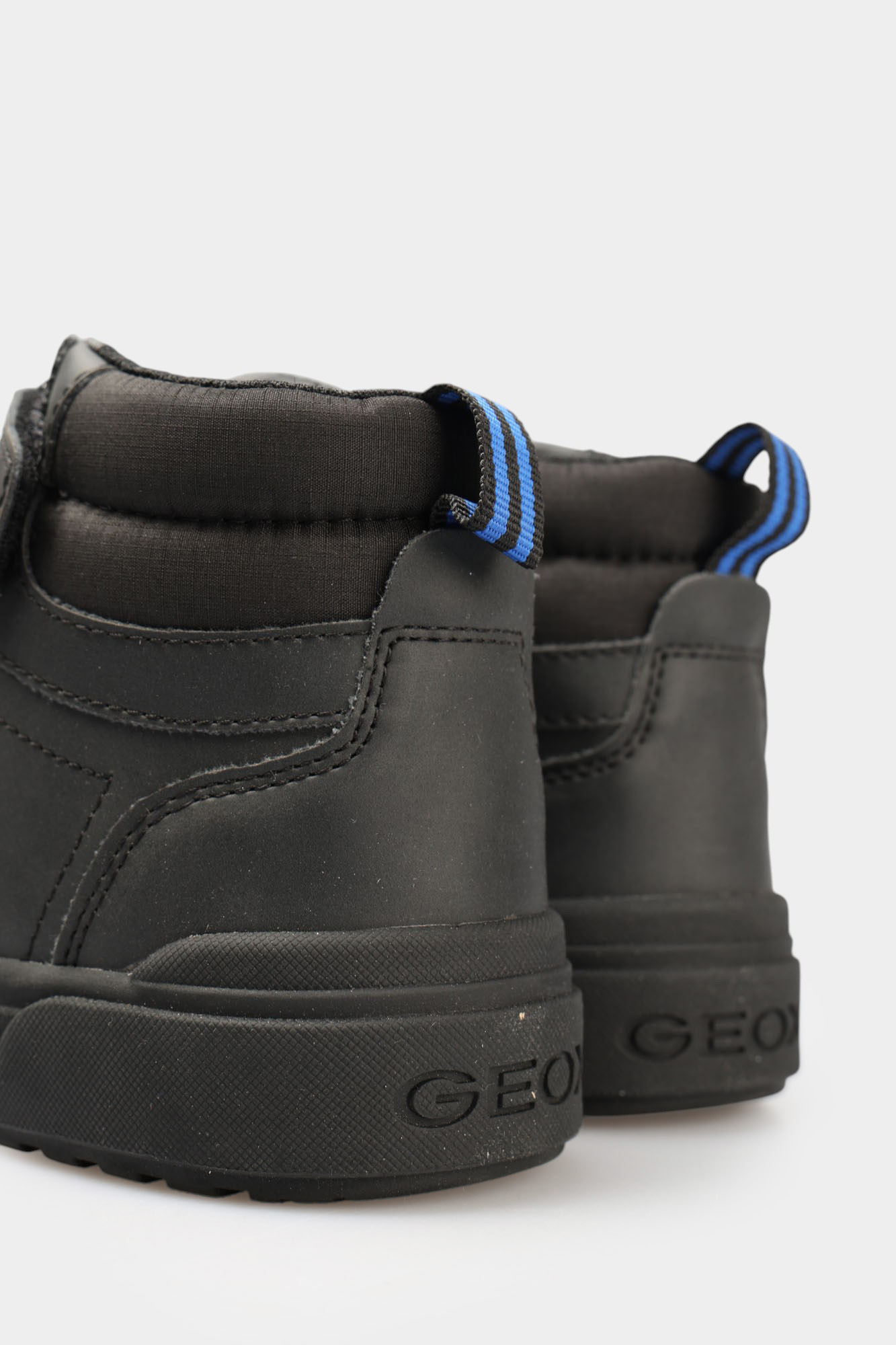 J56HAA0MEFUC Ботинки Geox Черный