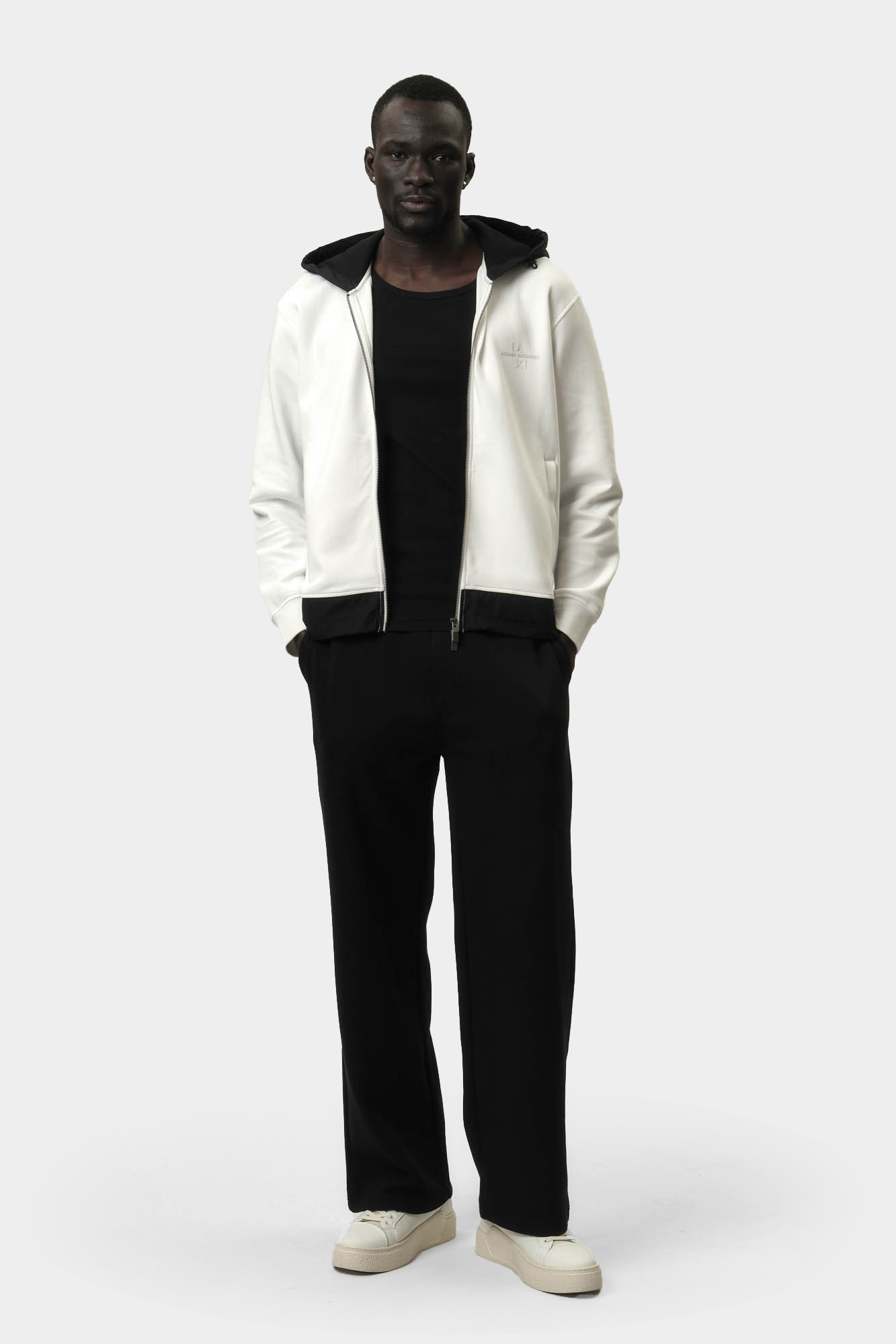 XM000515_AF13047 Толстовка Armani Exchange 