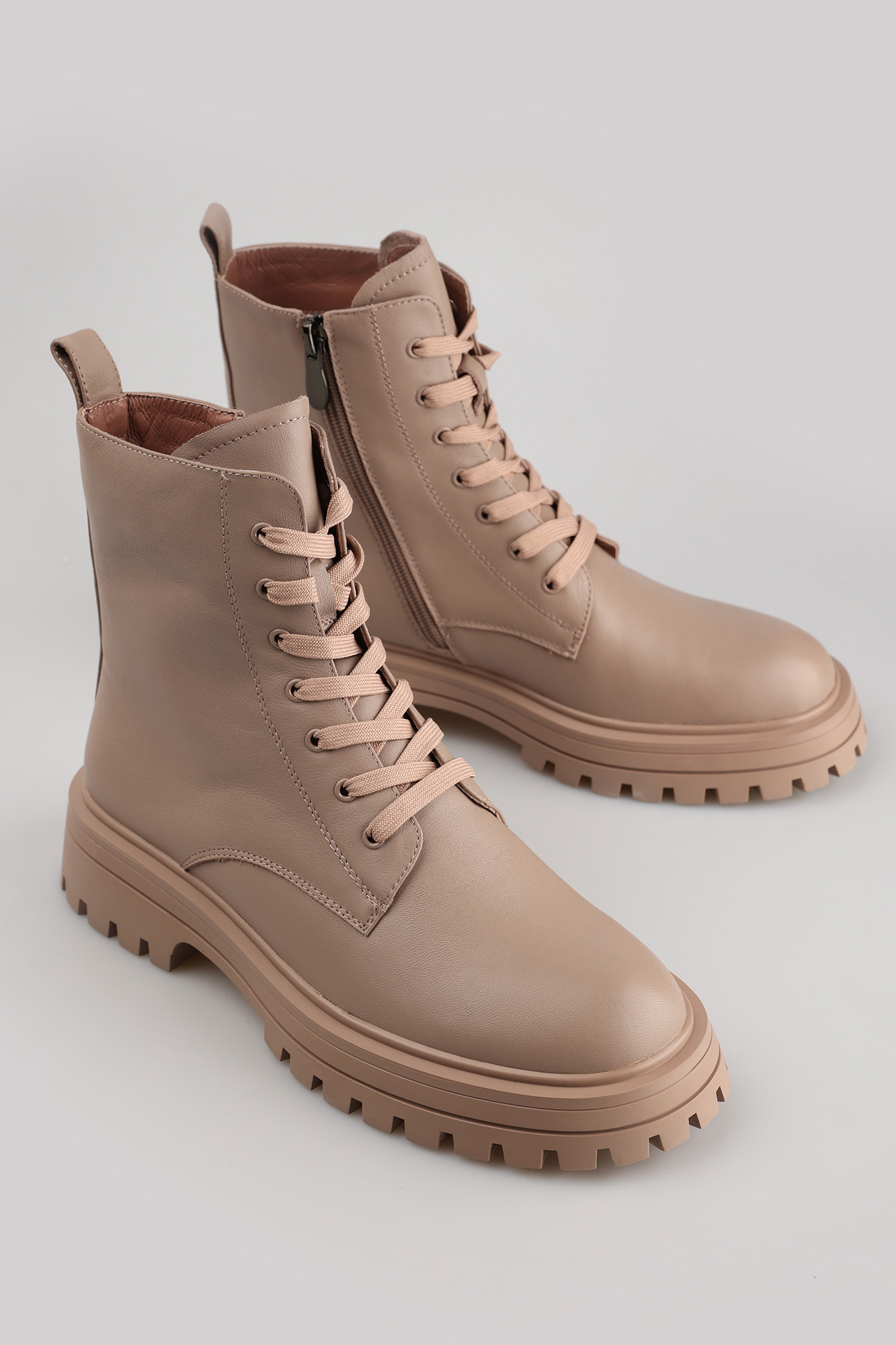 MC12118-WT/8 текстиль Ботинки жен кожа темн.беж. Ботинки Marc Cony Бежевый