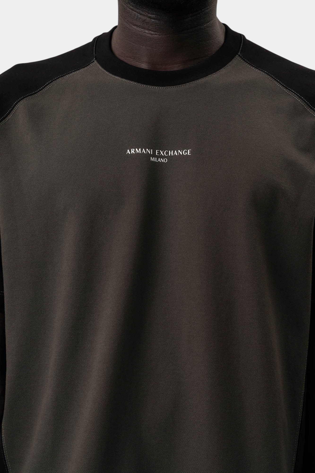 XM000518_AF13030 Футболка Armani Exchange Черный