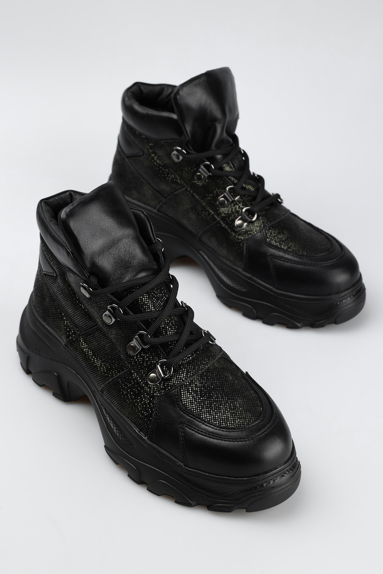 9901816 Кеды Marc Cony Черный