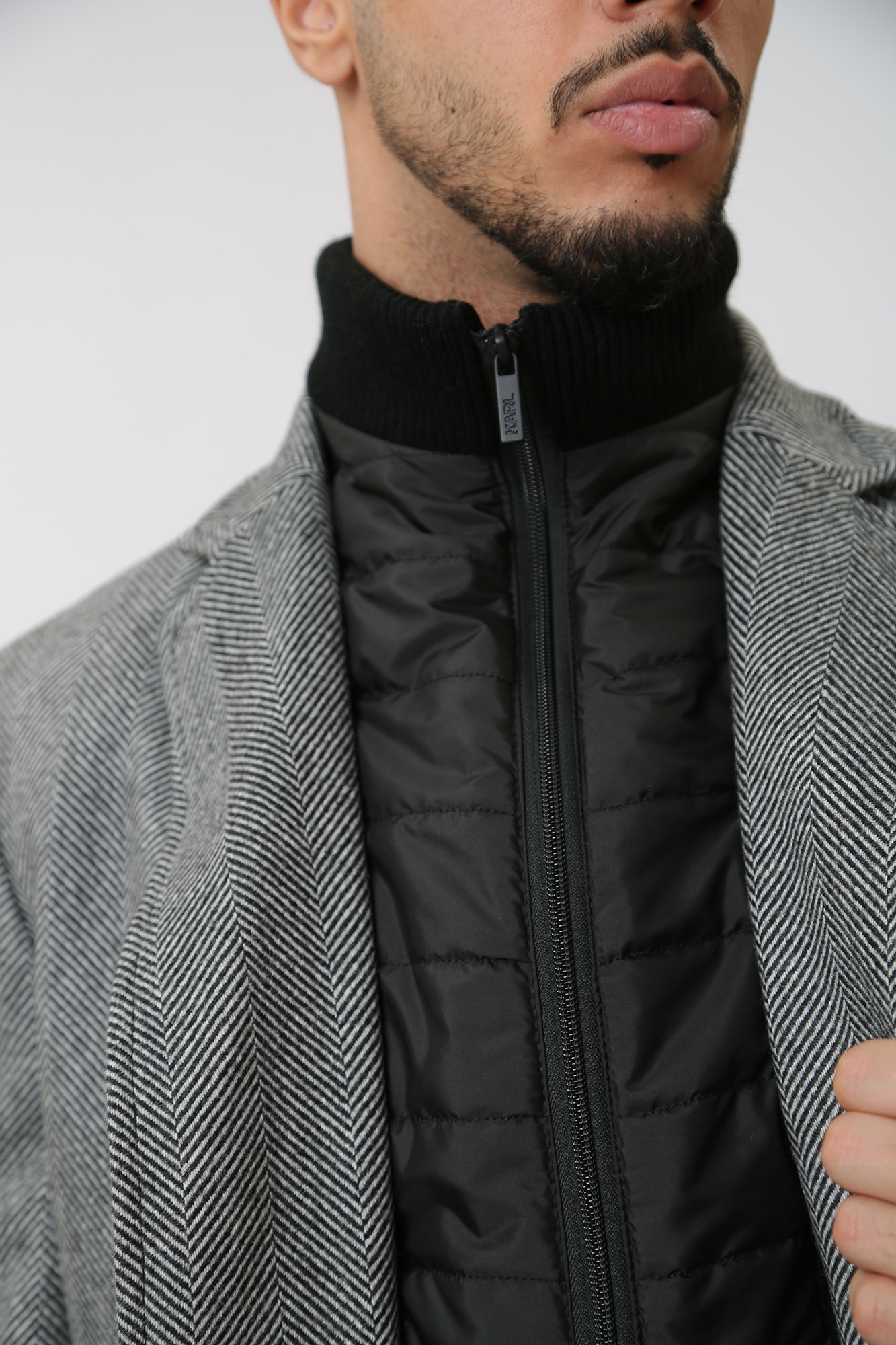 534721_455704 Пальто Karl Lagerfeld Серый