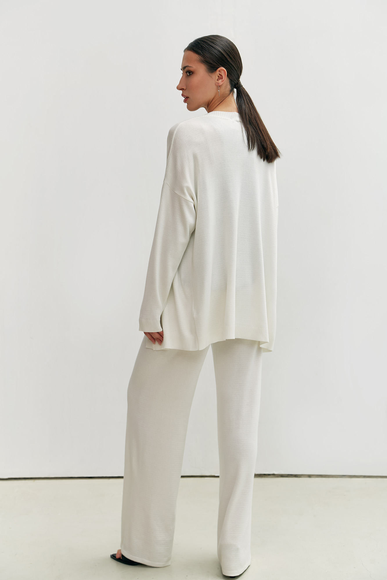 W-231-KK-56-0037 кардиган the hills 