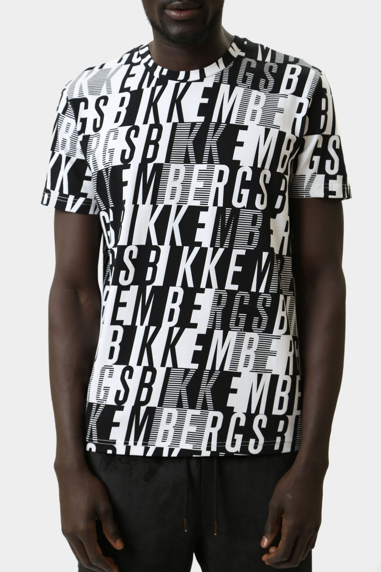 BMT0608 Футболка Bikkembergs Черный