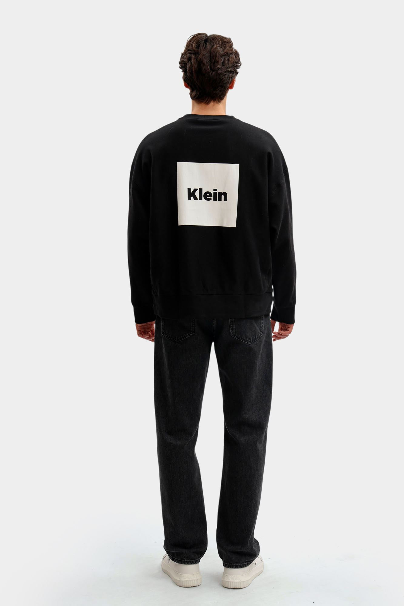 LV04RD216G Свитшот Calvin Klein Jeans Черный