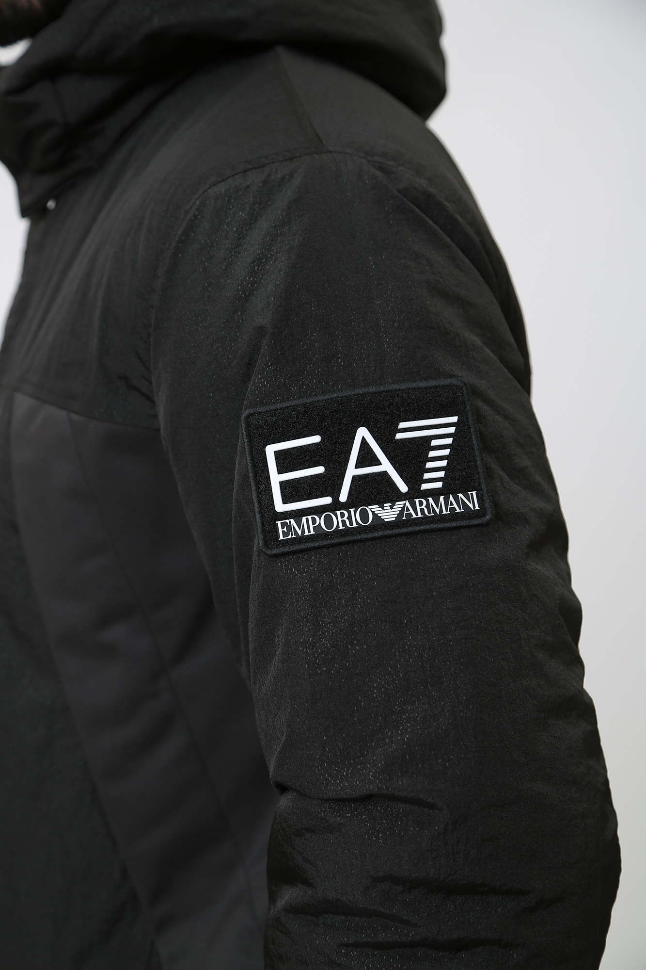 6RPK02_PNEFZ Пальто пуховое EA7 Черный