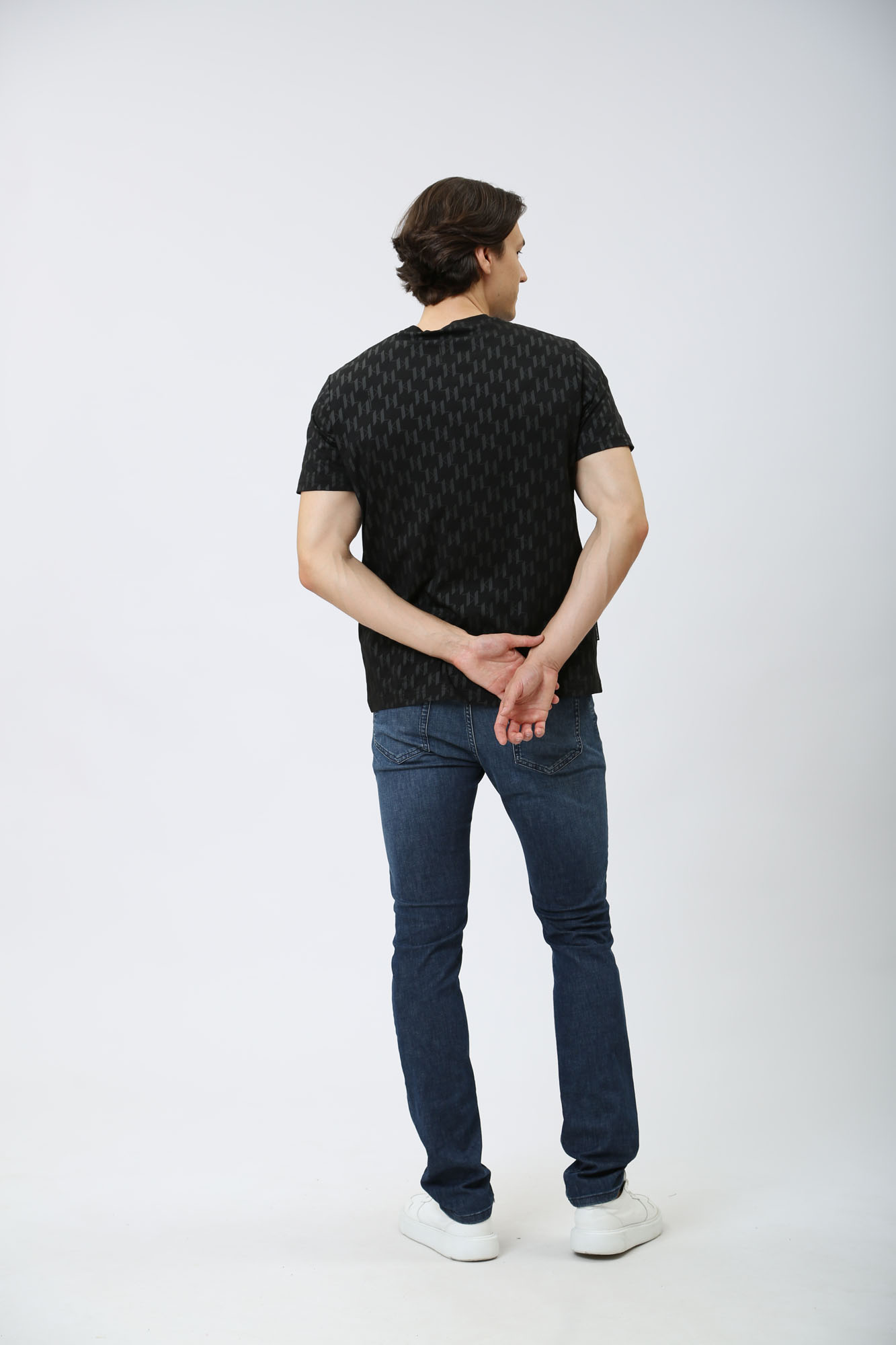 542251_755074 Футболка Karl Lagerfeld Черный