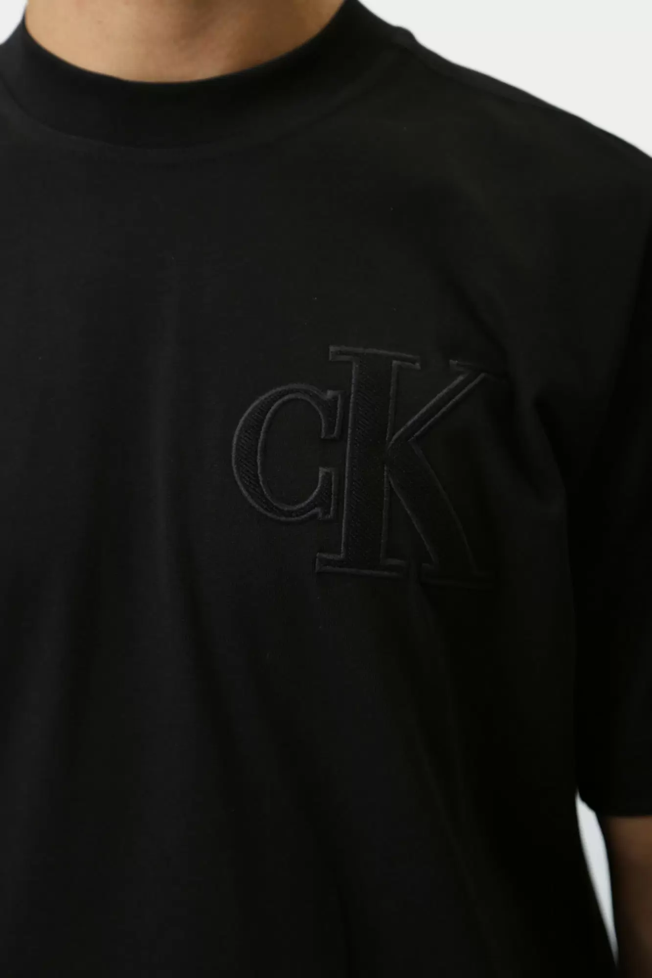 J30J325657 Футболка Calvin Klein Jeans Черный