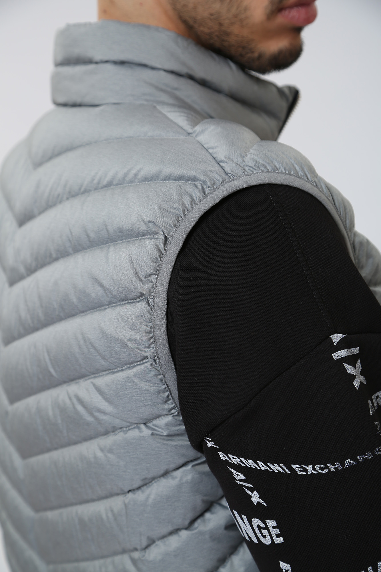 8NZQ52_ZNW3Z Жилет пуховый Armani Exchange Серый