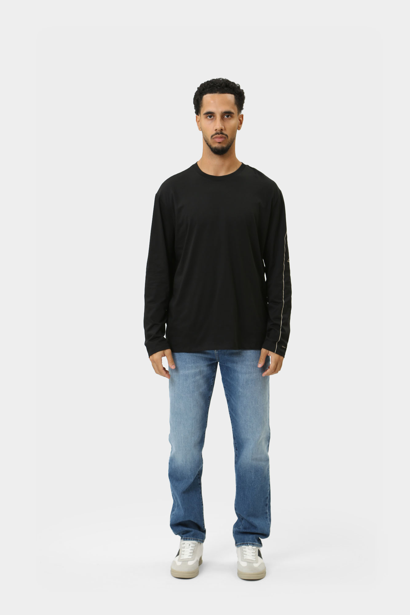 6DZTH4_ZJA5Z Футболка Armani Exchange Черный