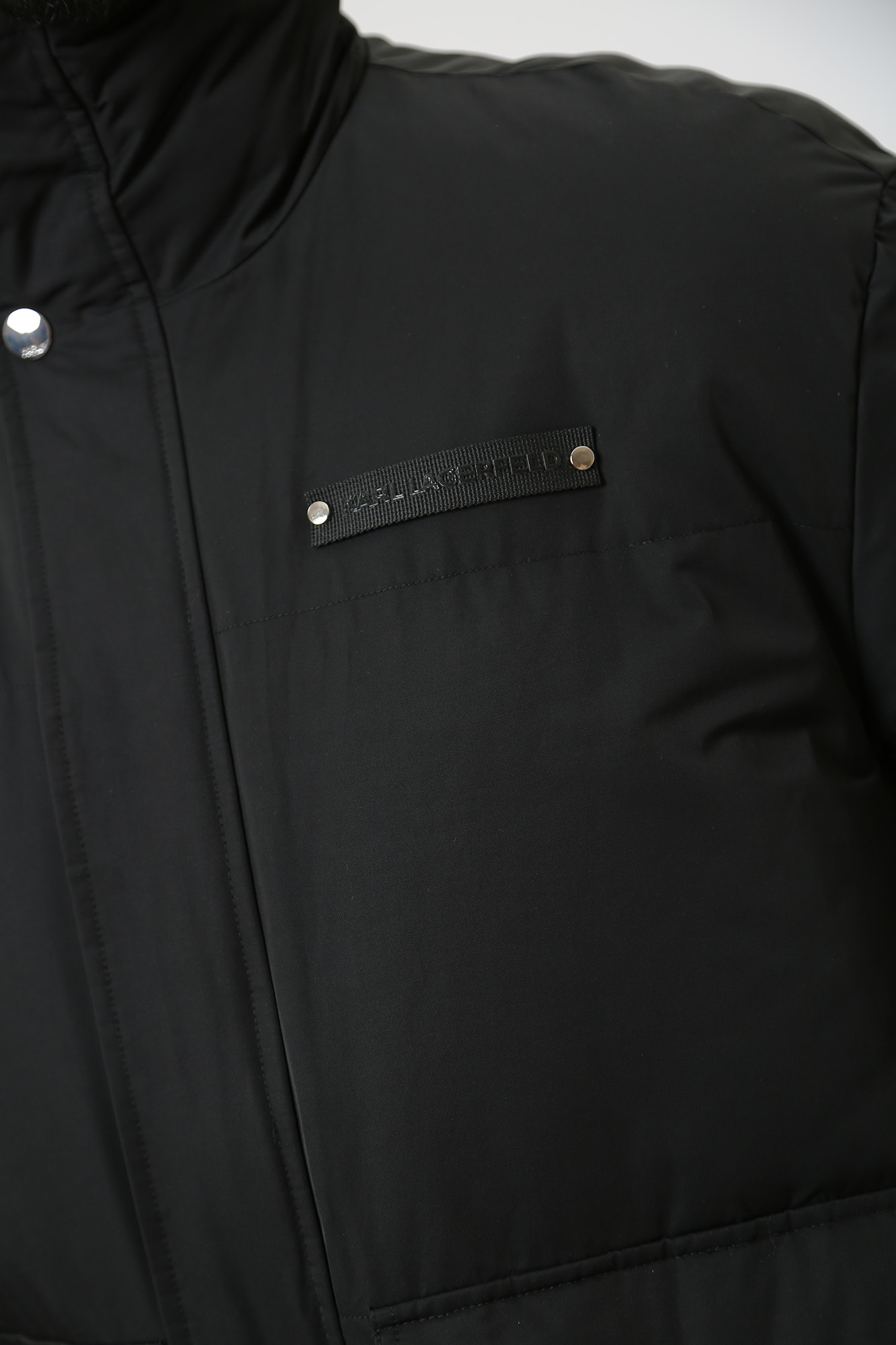 534515_505009 Куртка пуховая Karl Lagerfeld Черный