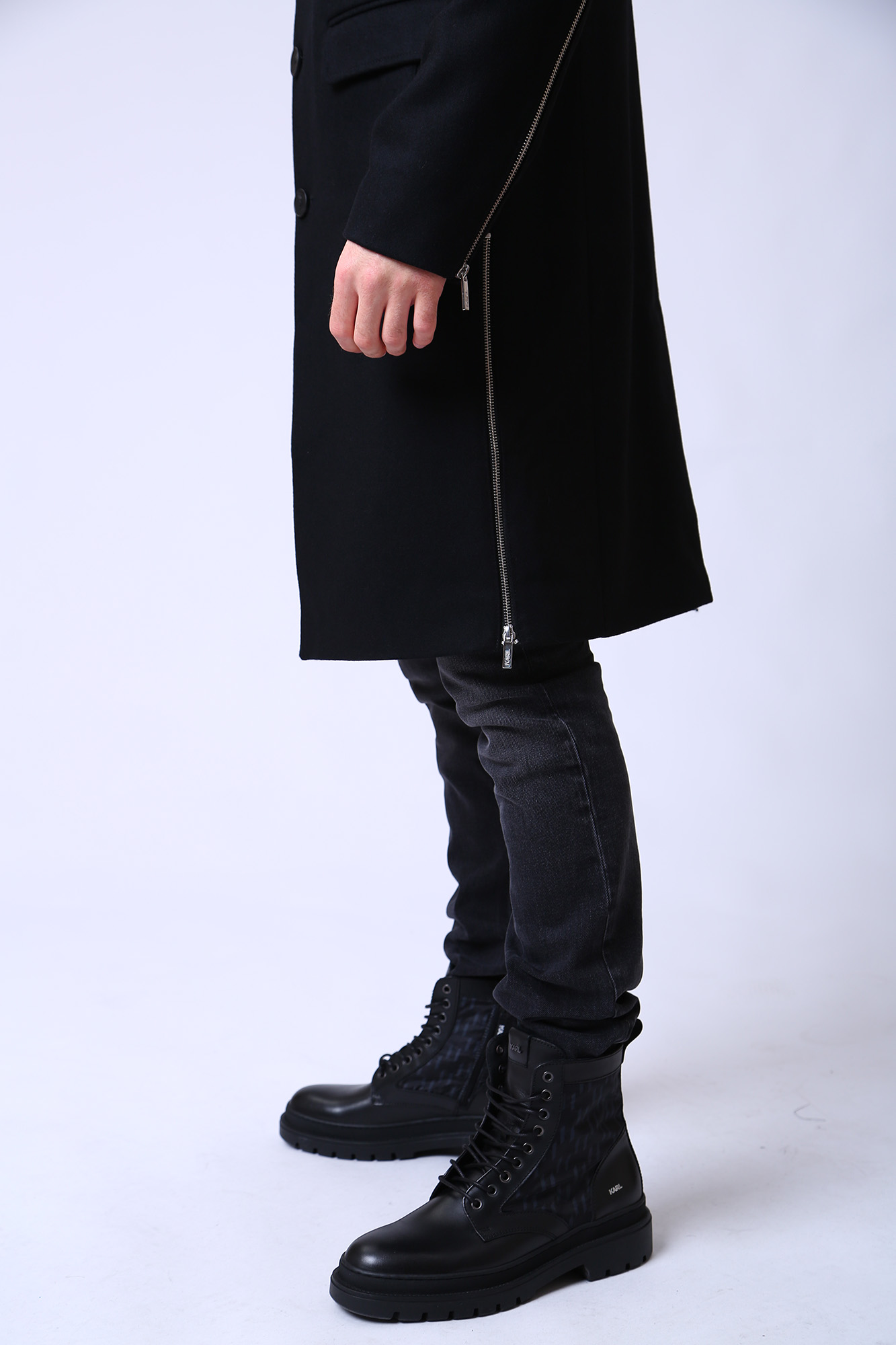 524799_455012 Пальто Karl Lagerfeld Черный