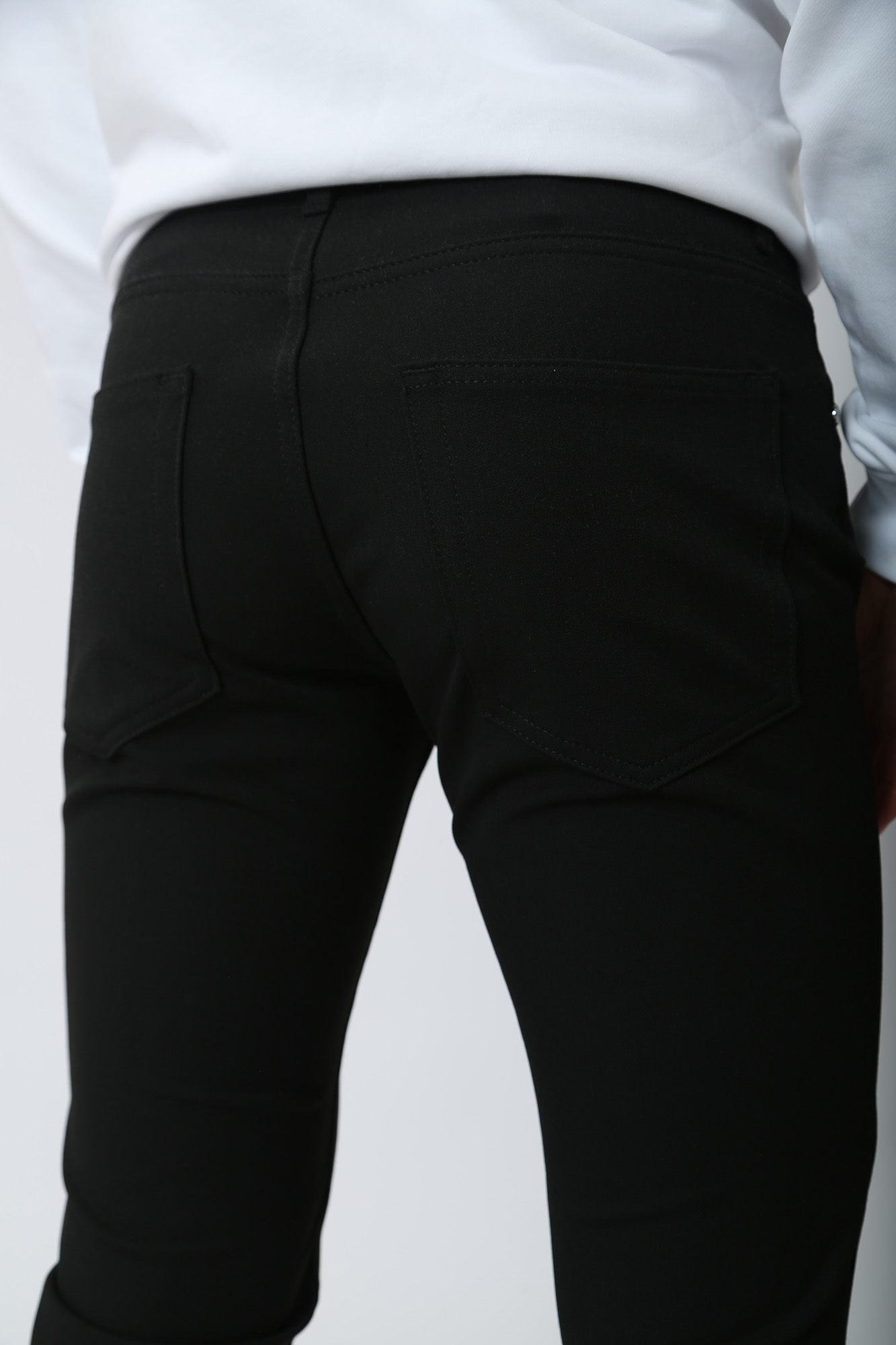 524815_265840 Джинсы Karl Lagerfeld Черный