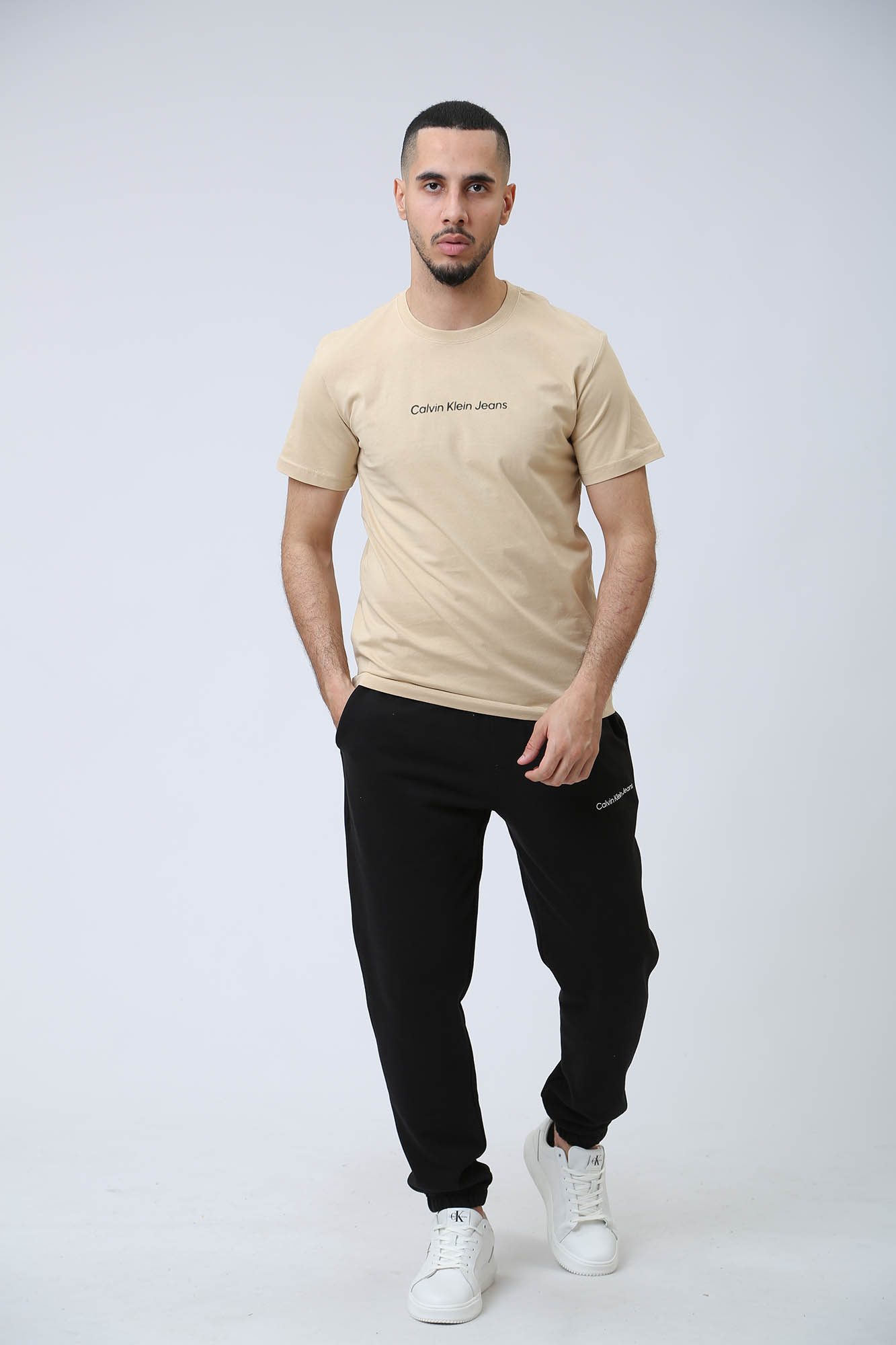 J30J324646 Футболка Calvin Klein Jeans Бежевый