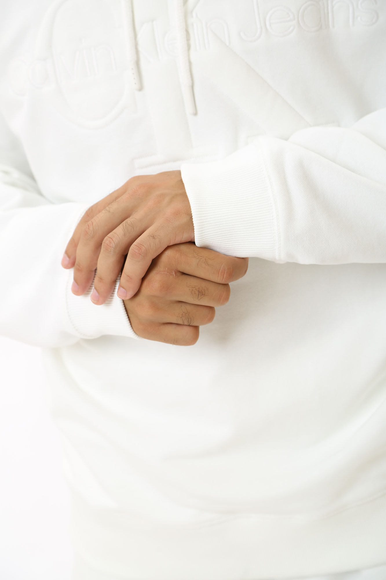 J30J325150 Худи Calvin Klein Jeans Белый