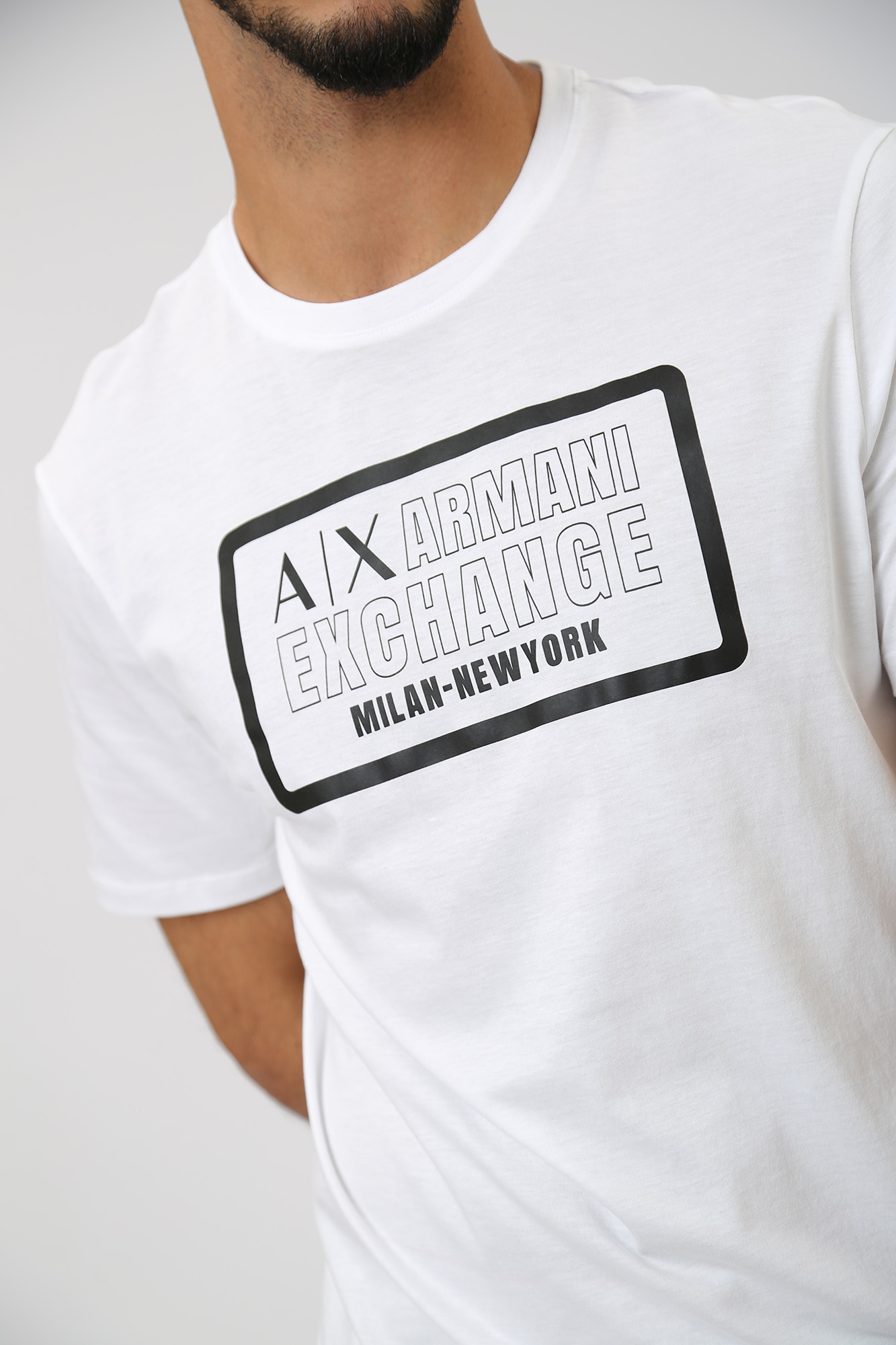 6RZTAD_ZJA5Z Футболка Armani Exchange Белый