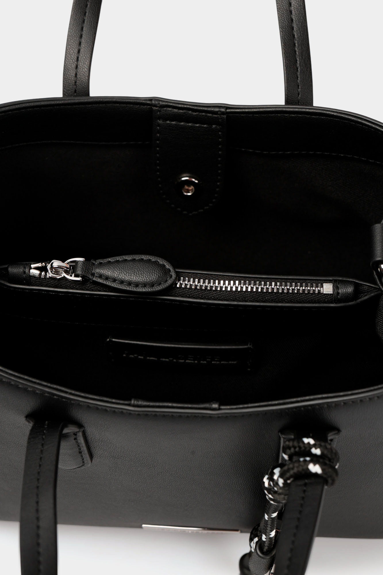 Сумкa Karl Lagerfeld