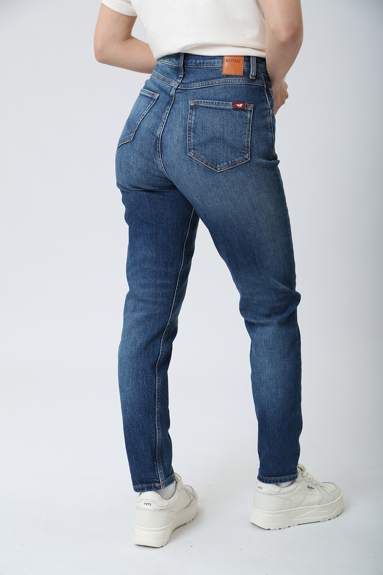 1013162-5000 джинсы 'moms' mustang 