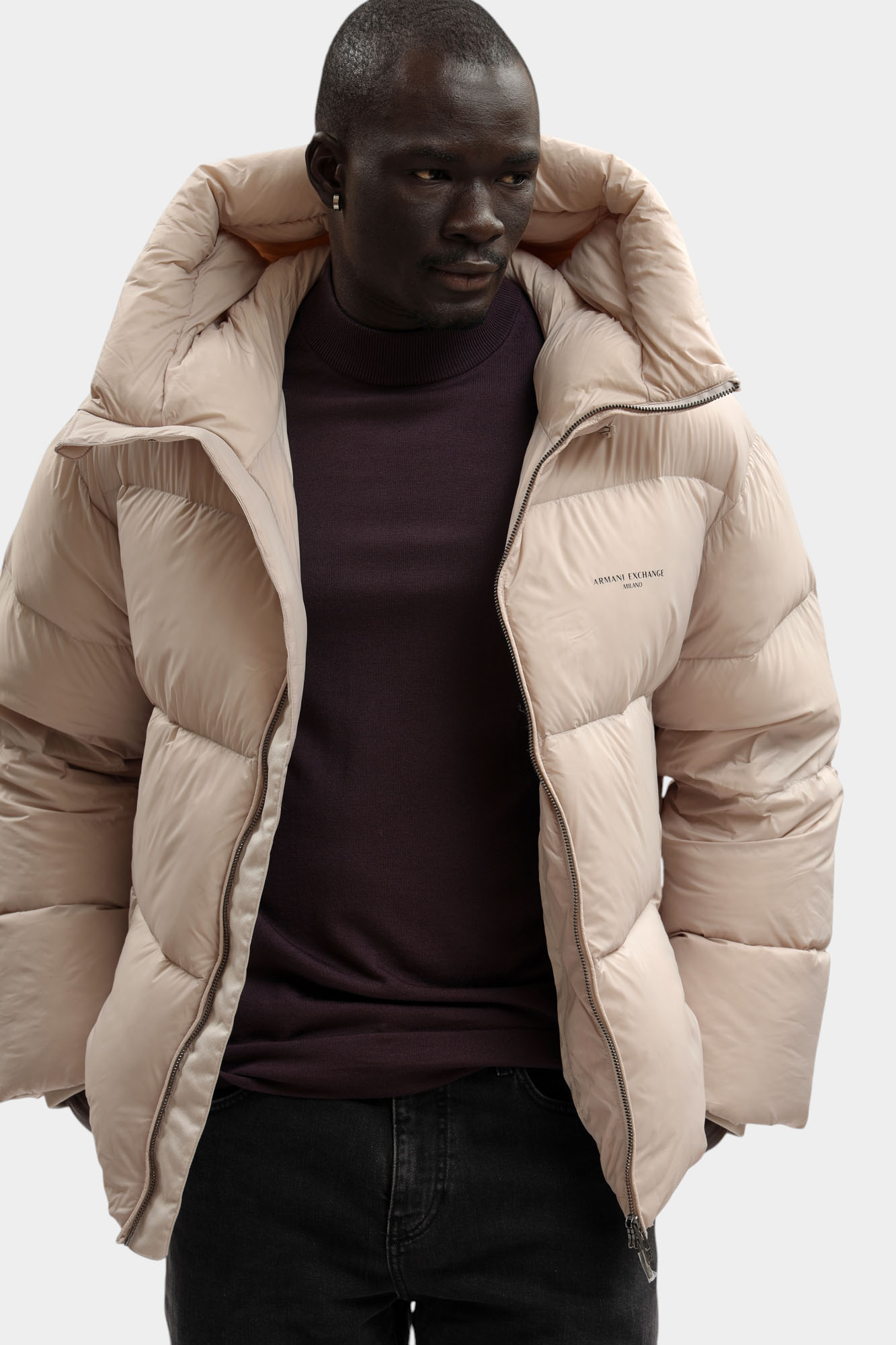 XM001115_AF16589 Куртка пуховая Armani Exchange Бежевый