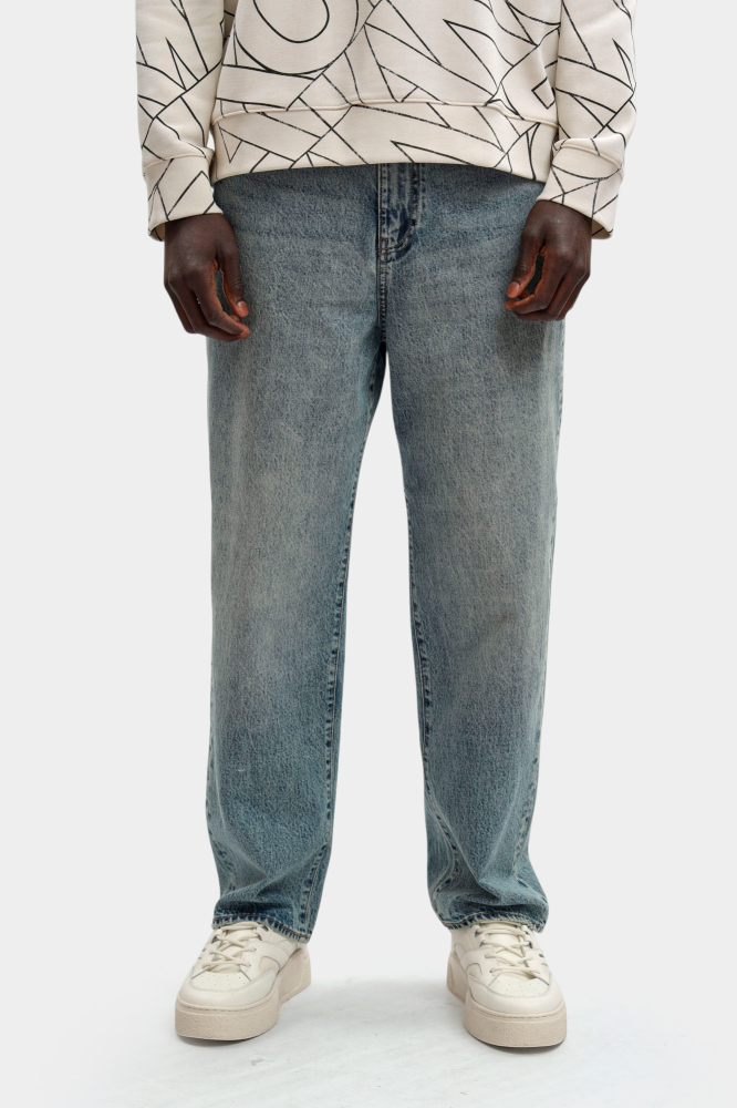 Джинсы Armani Exchange