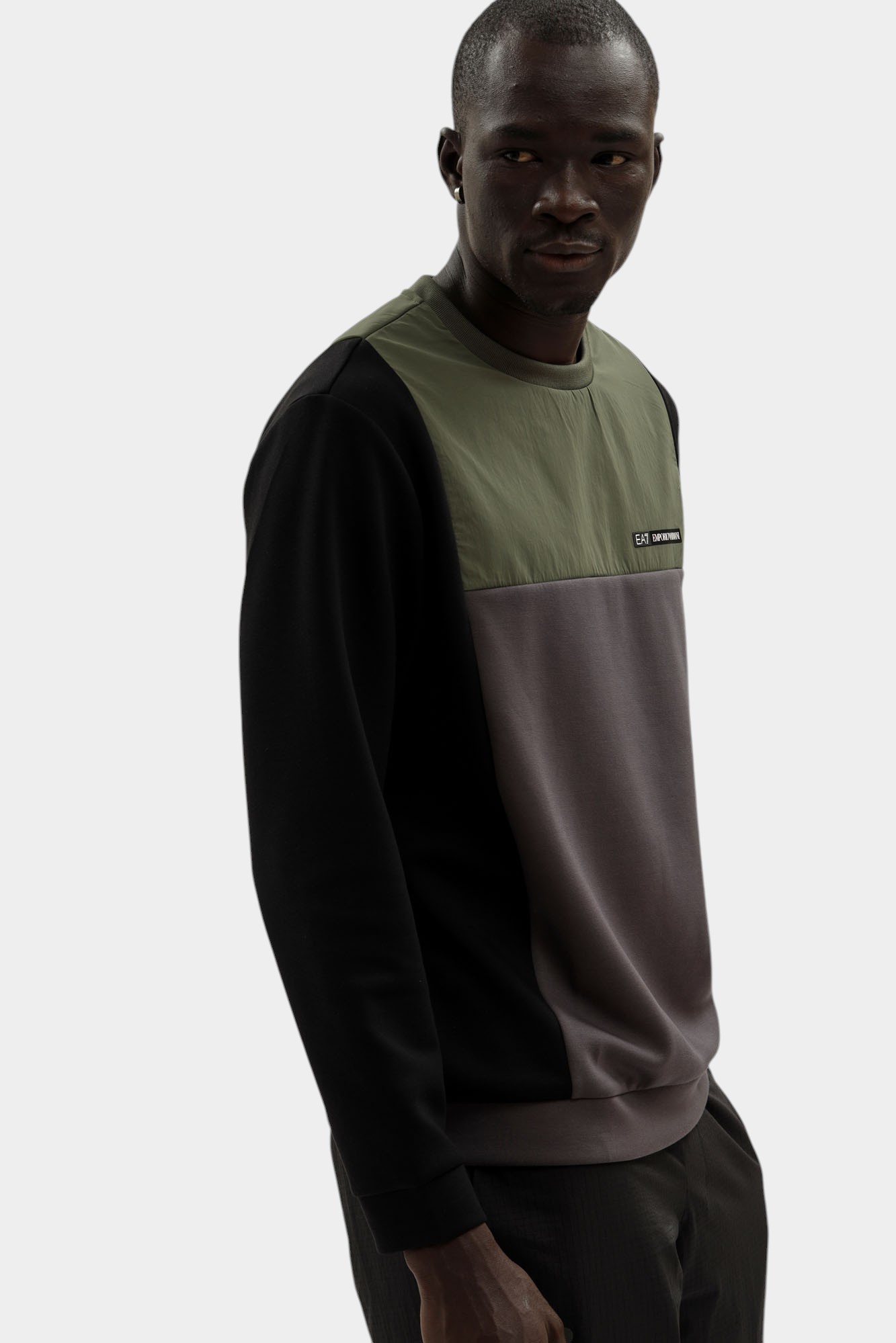 7M000936_AF17003 Свитшот EA7 Зеленый