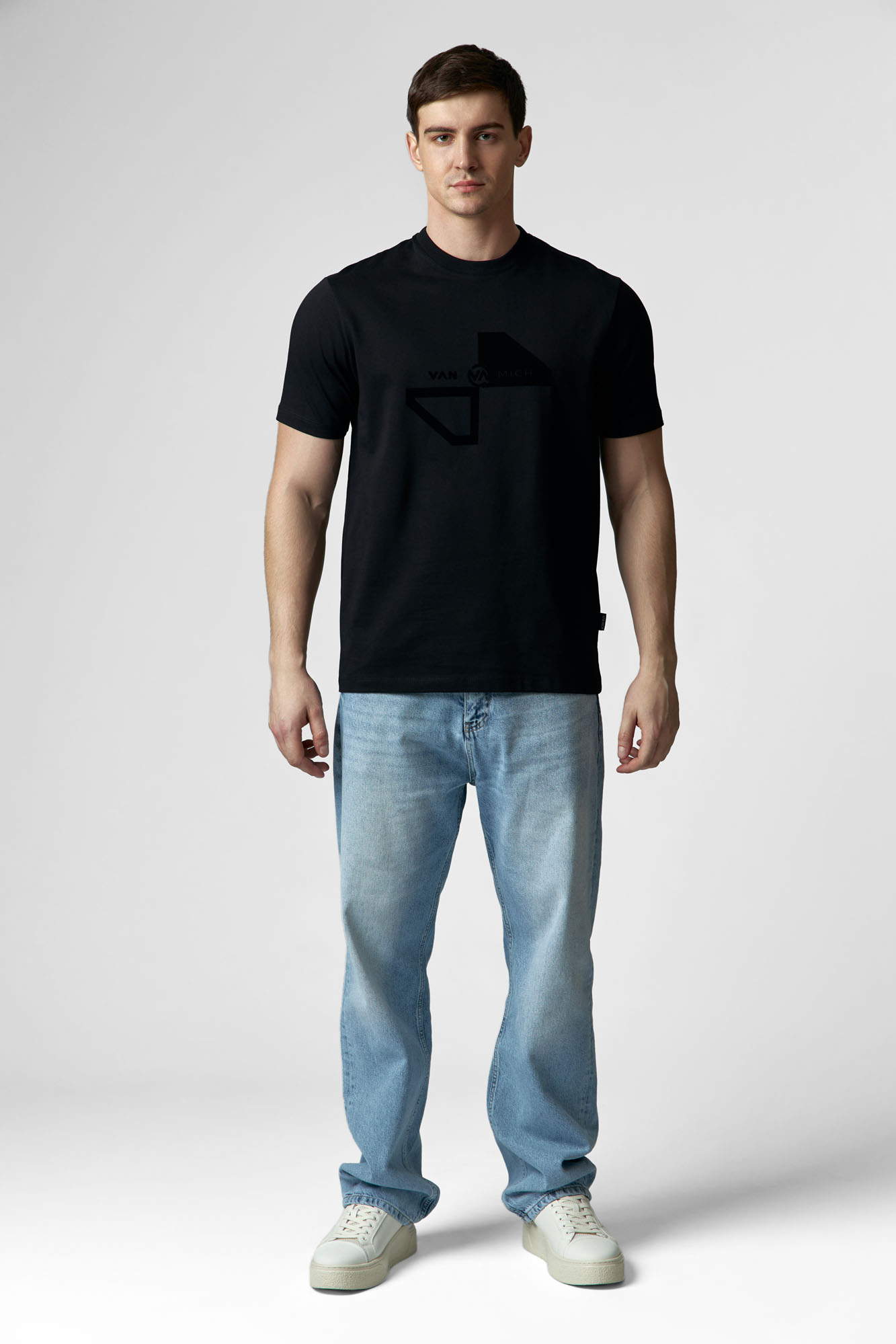 VM-ERK-22-424 Футболка Van Mich Черный