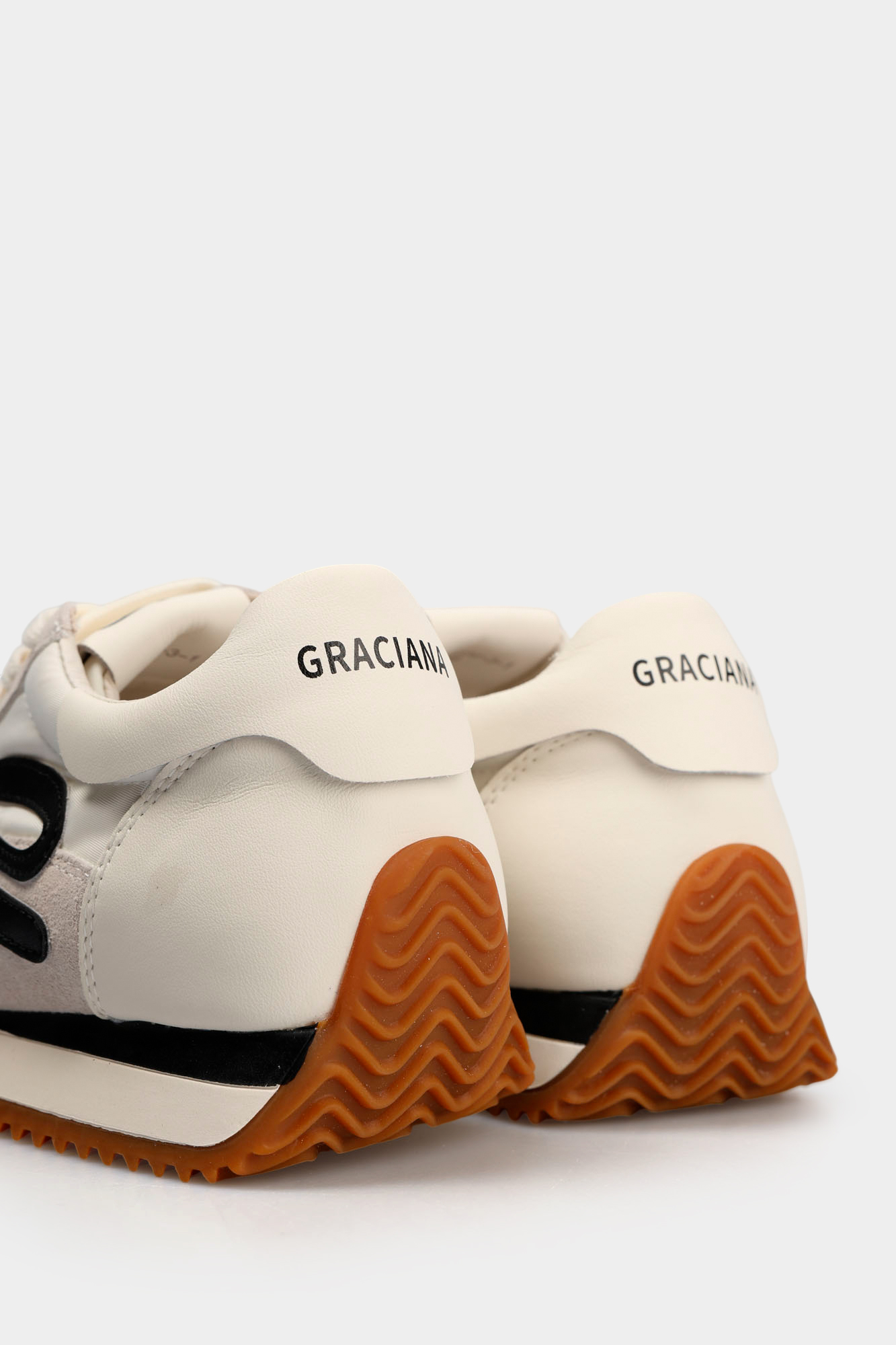 S8-059 Кроссовки Graciana Белый