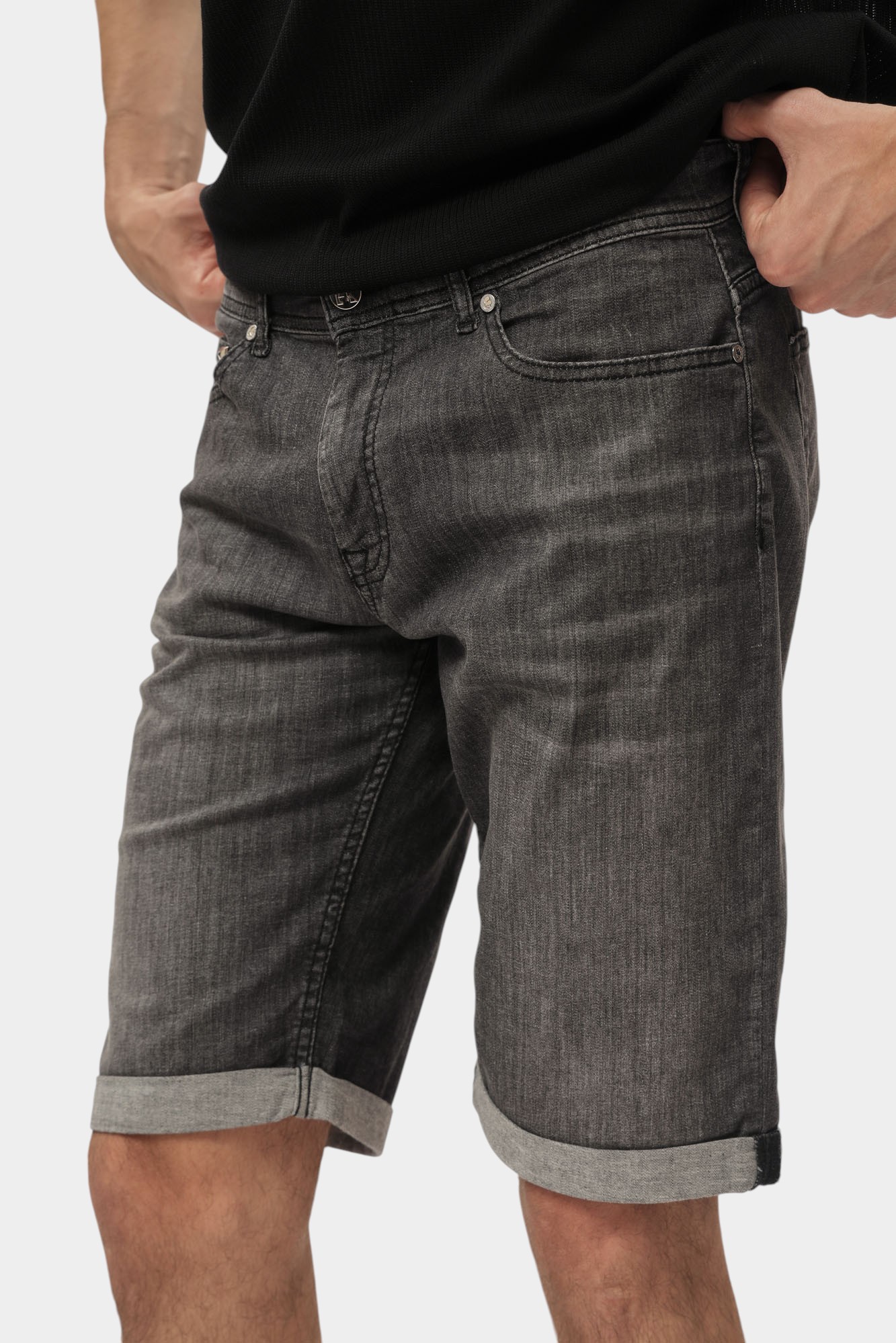 552833_265820 Шорты джинсовые Karl Lagerfeld Черный