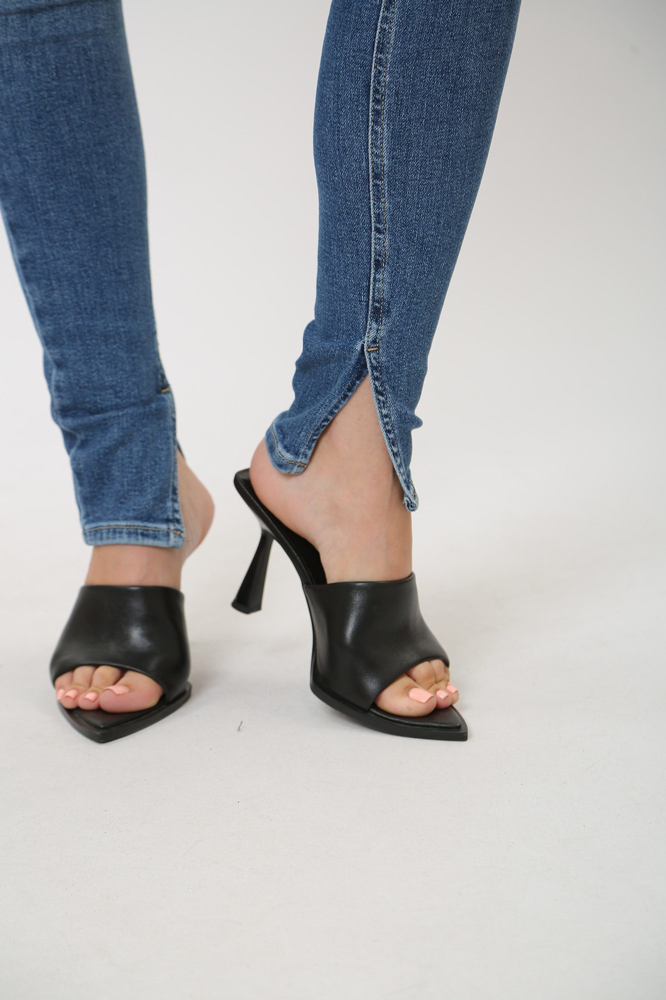 J20J221773 брюки джинсовые calvin klein jeans  calvin klein jeans 