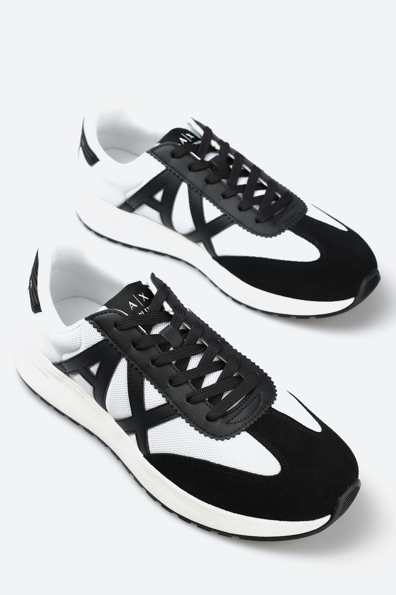 XUX071_XV527 Кроссовки Armani Exchange Белый