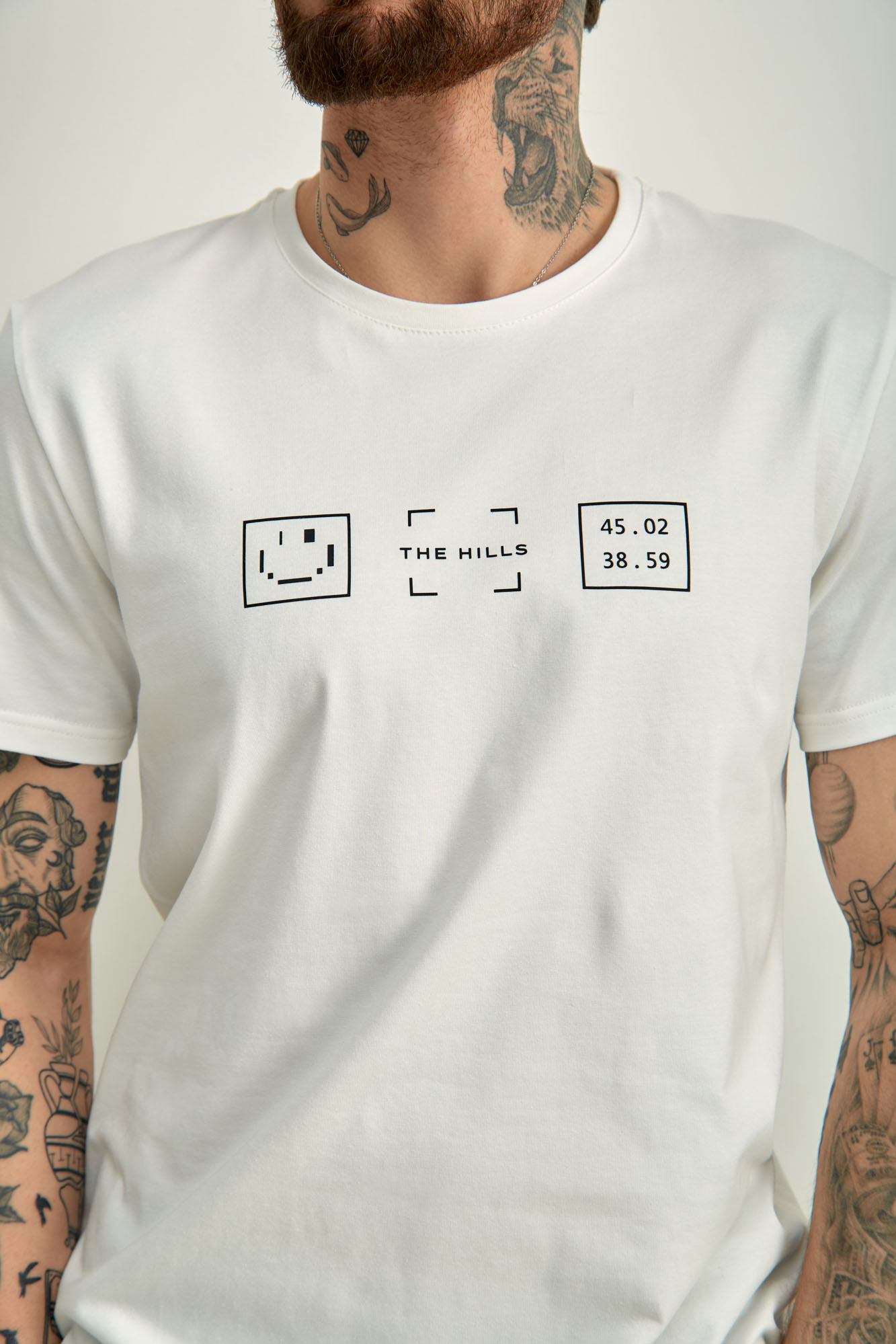 M-241-P-22-1010 Футболка The Hills Белый