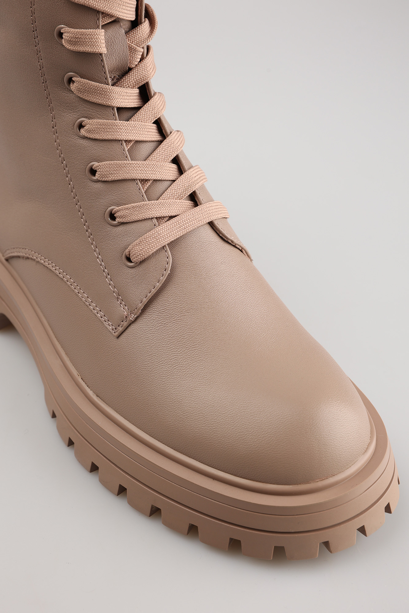 MC12118-WT/8 текстиль Ботинки жен кожа темн.беж. Ботинки Marc Cony Бежевый