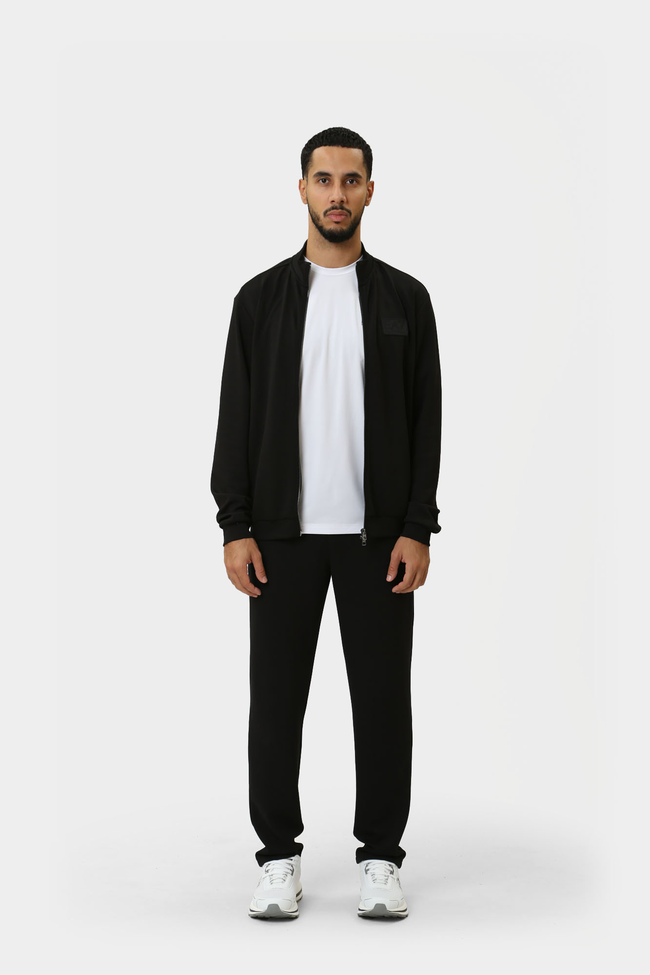 6DPM83_PJZKZ_1200 Толстовка EA7 Черный