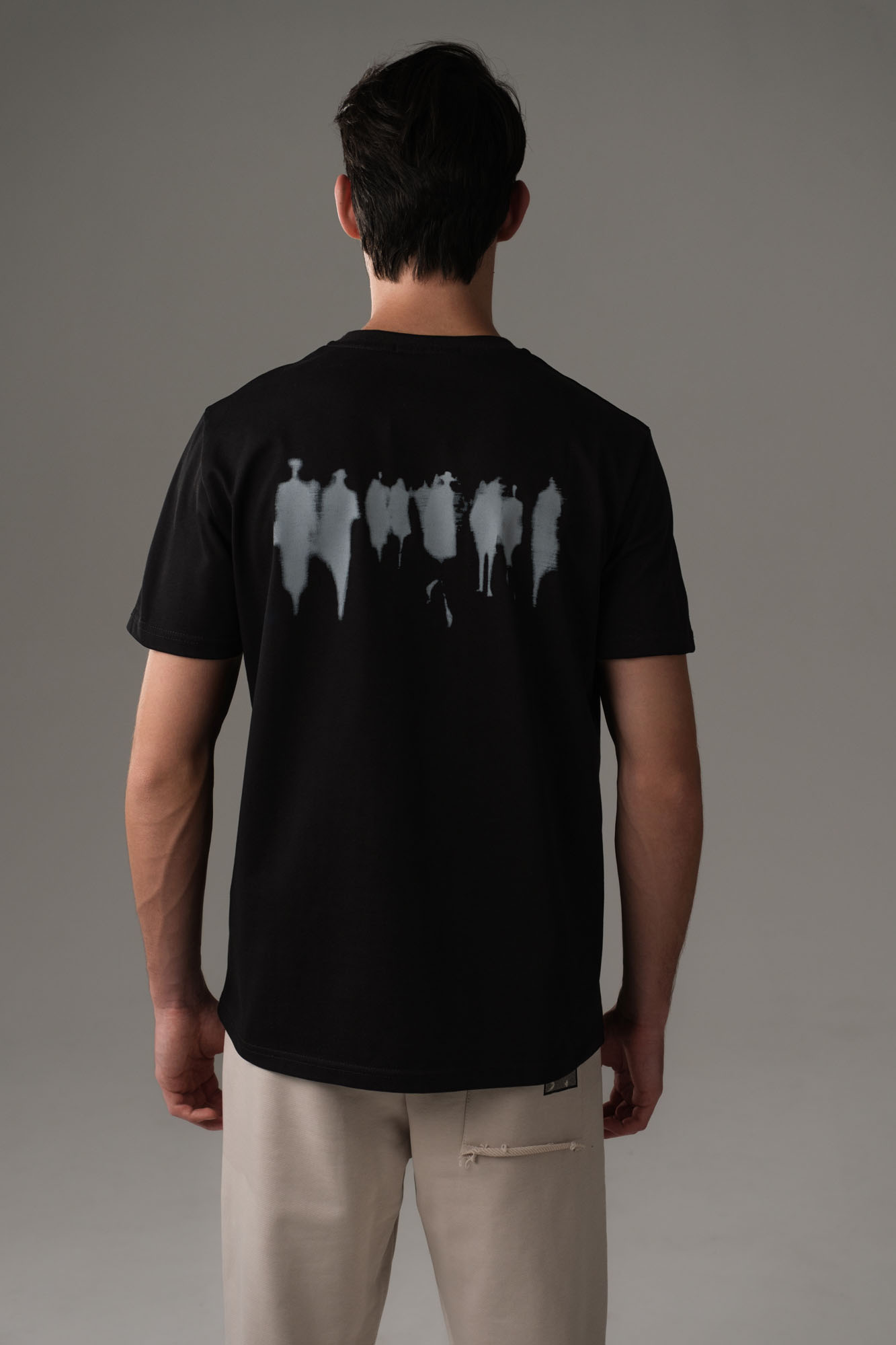 M-251-P-22-0066 Футболка The Hills Черный