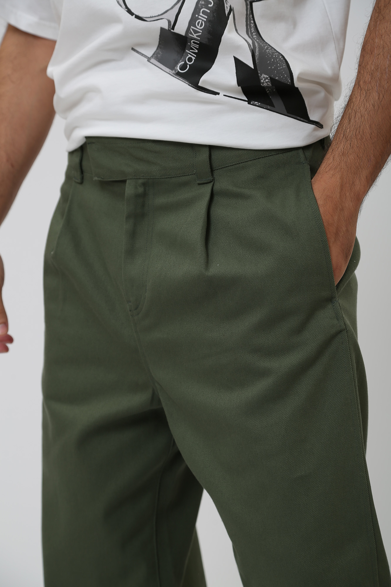 J30J324038 Брюки чиносы Calvin Klein Jeans Зеленый