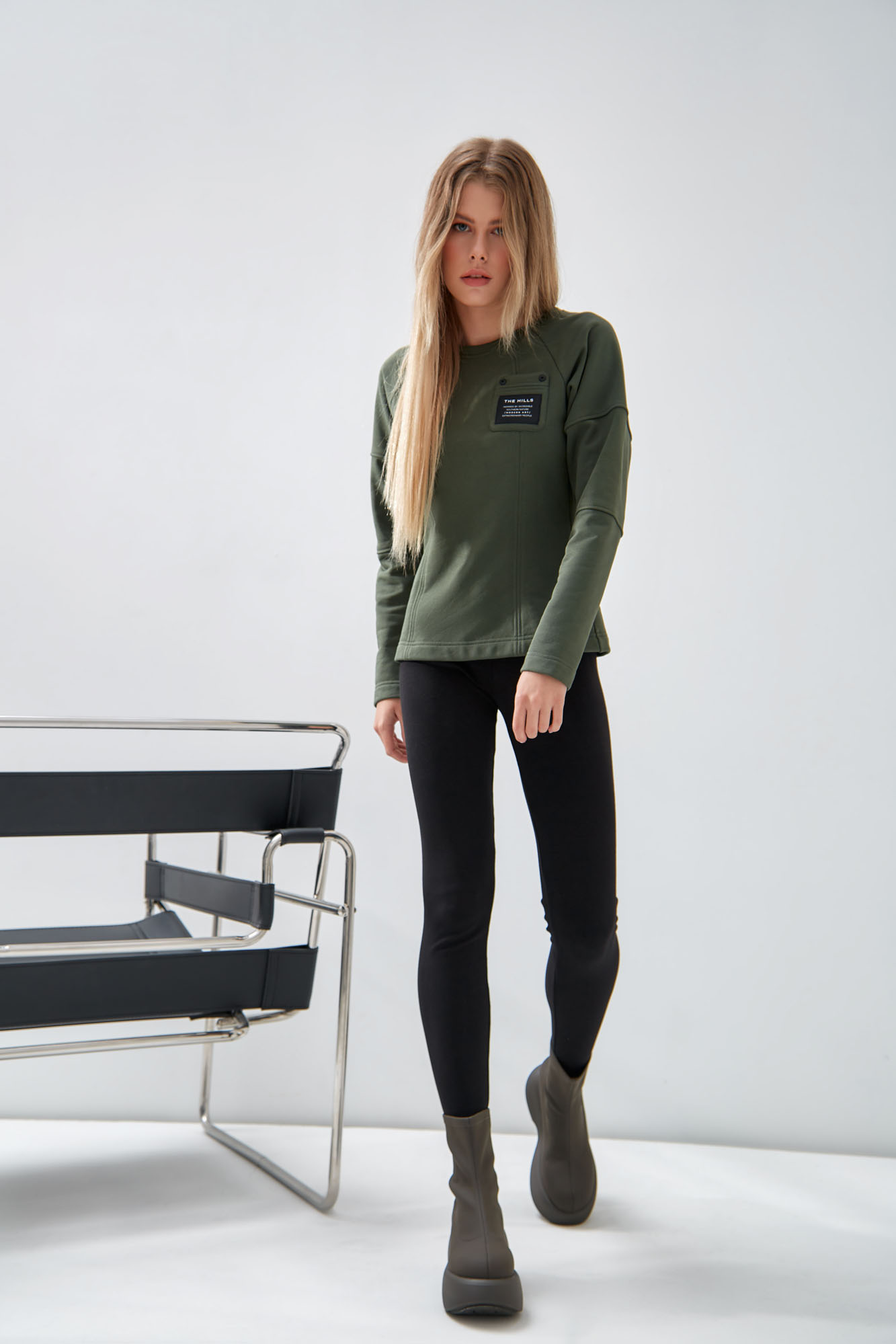 W-232-THT-20-0112 свитшот the hills 