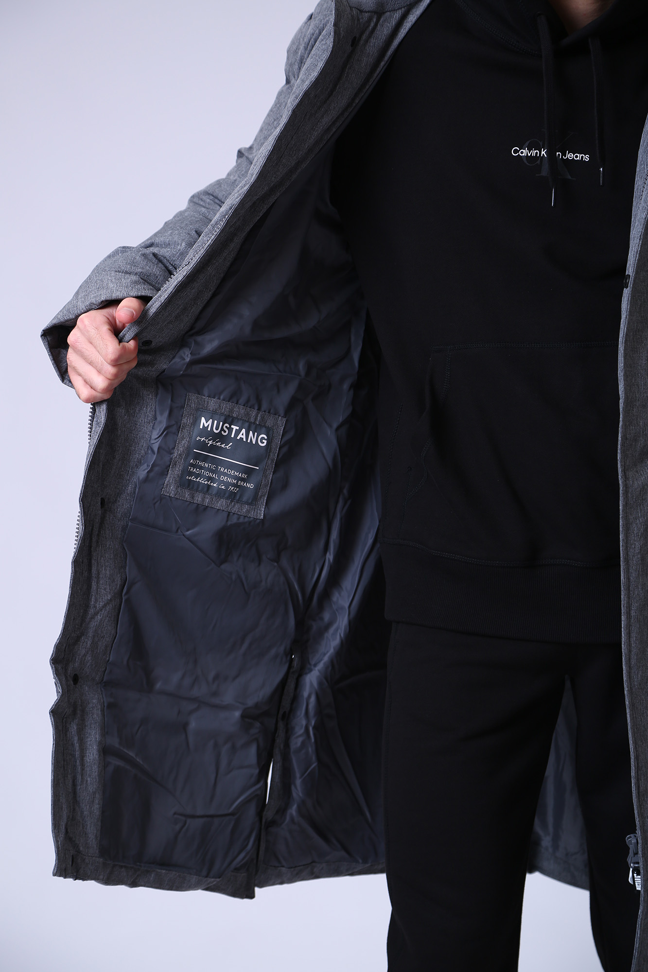 1012700 Куртка утепленная Mustang Серый