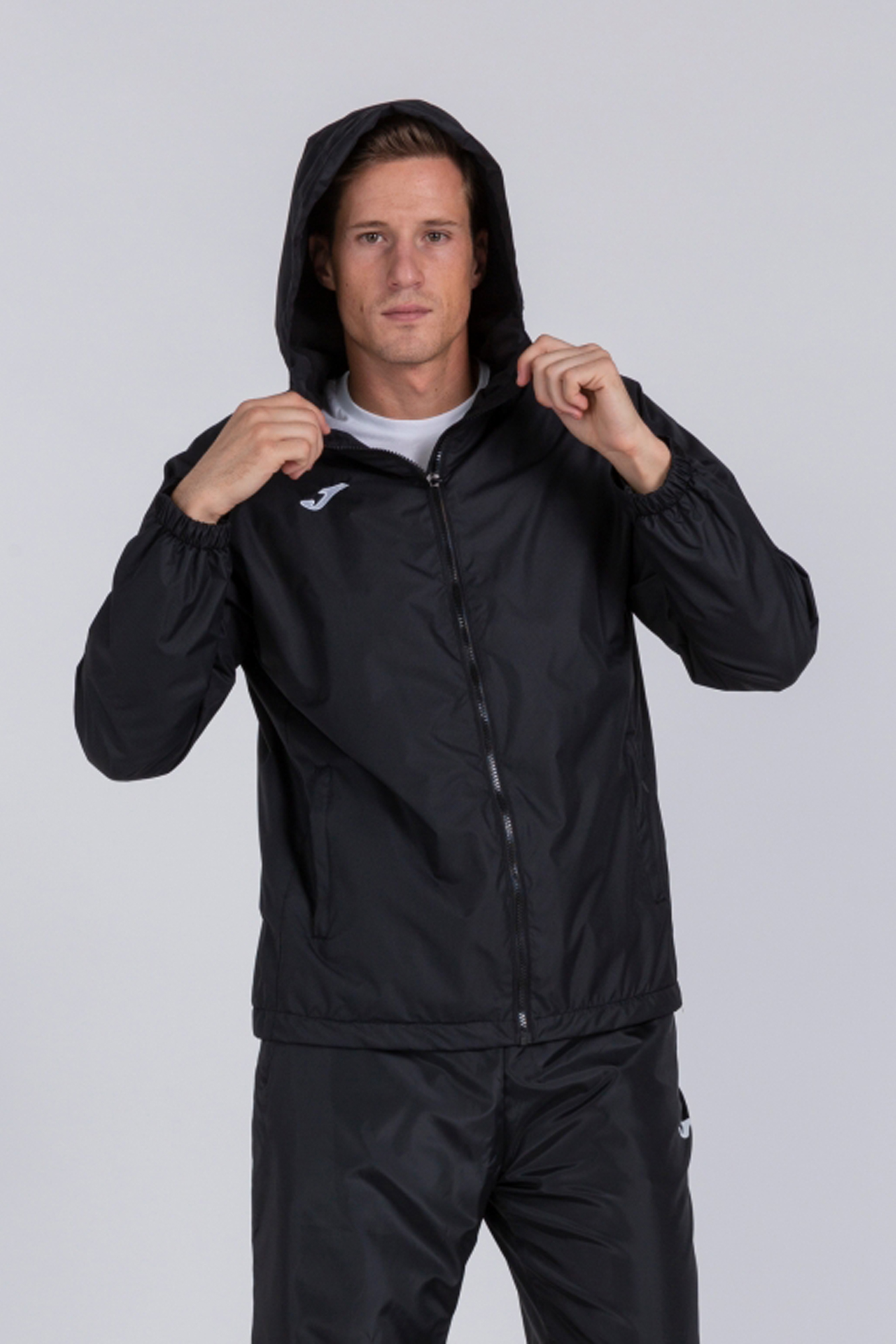  Куртка ветрозащитная Joma Черный
