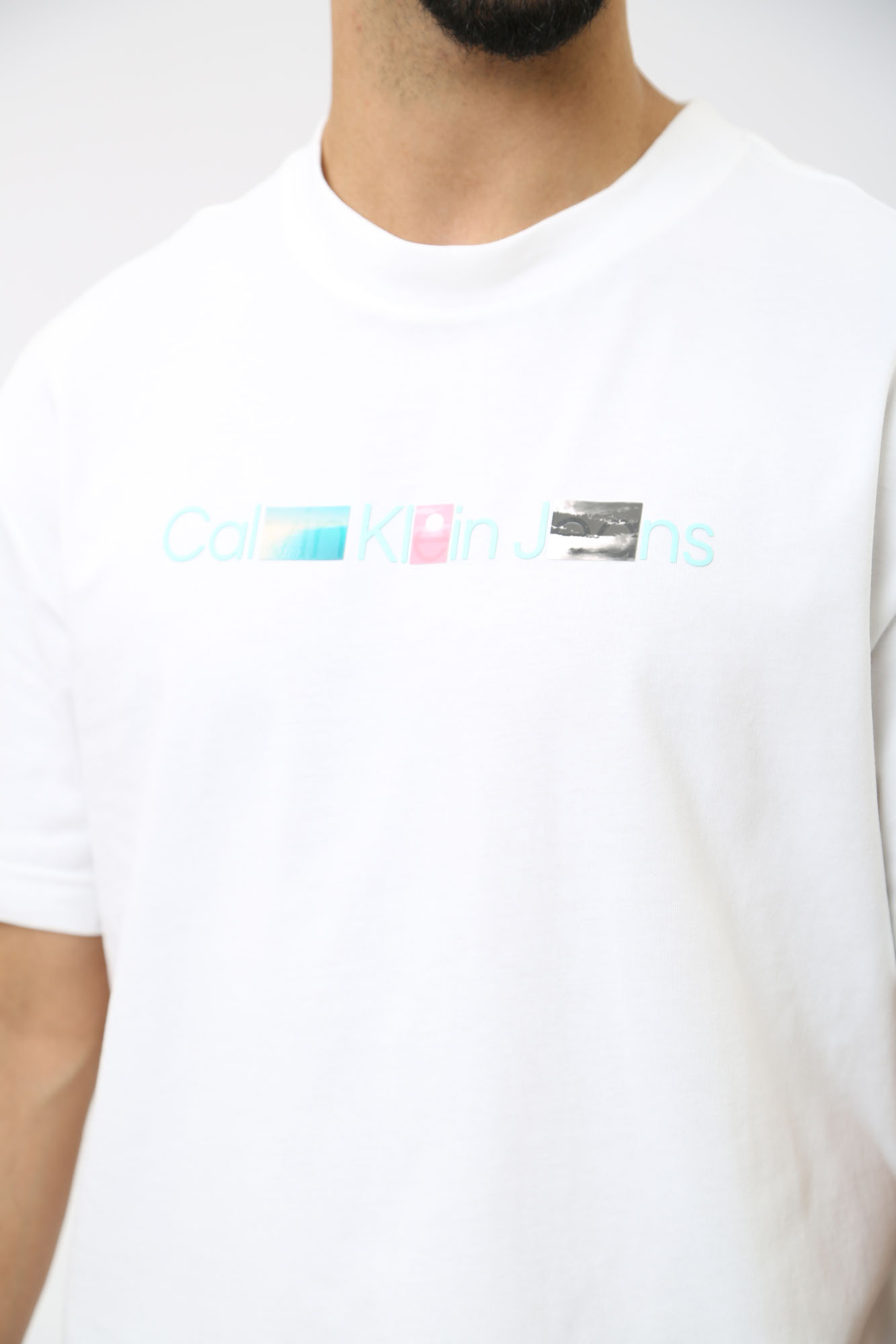 J30J325195 Футболка Calvin Klein Jeans Белый