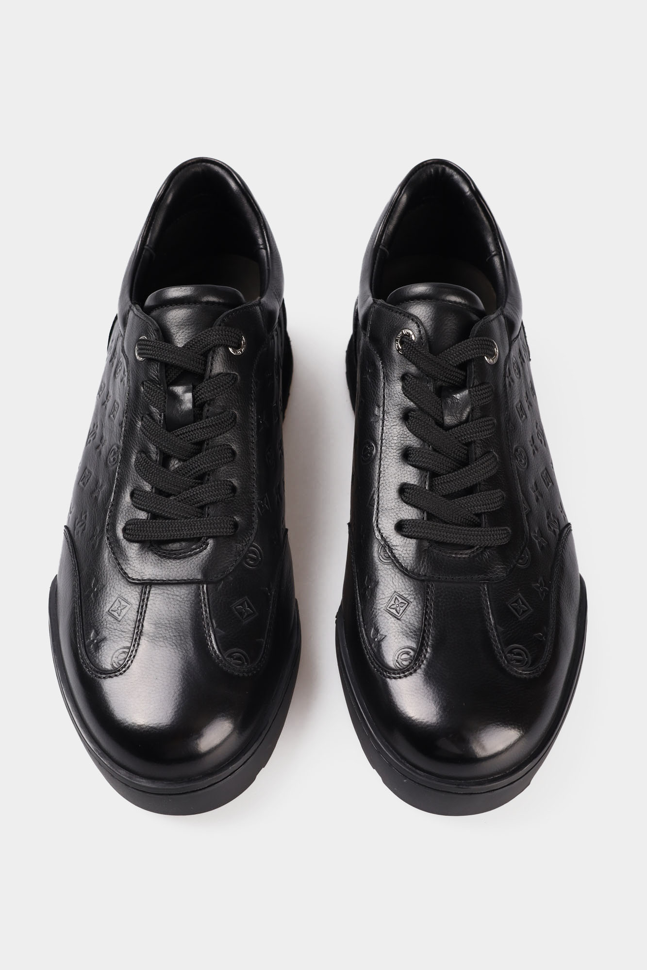 PM-001-104 Кроссовки Graciana Черный