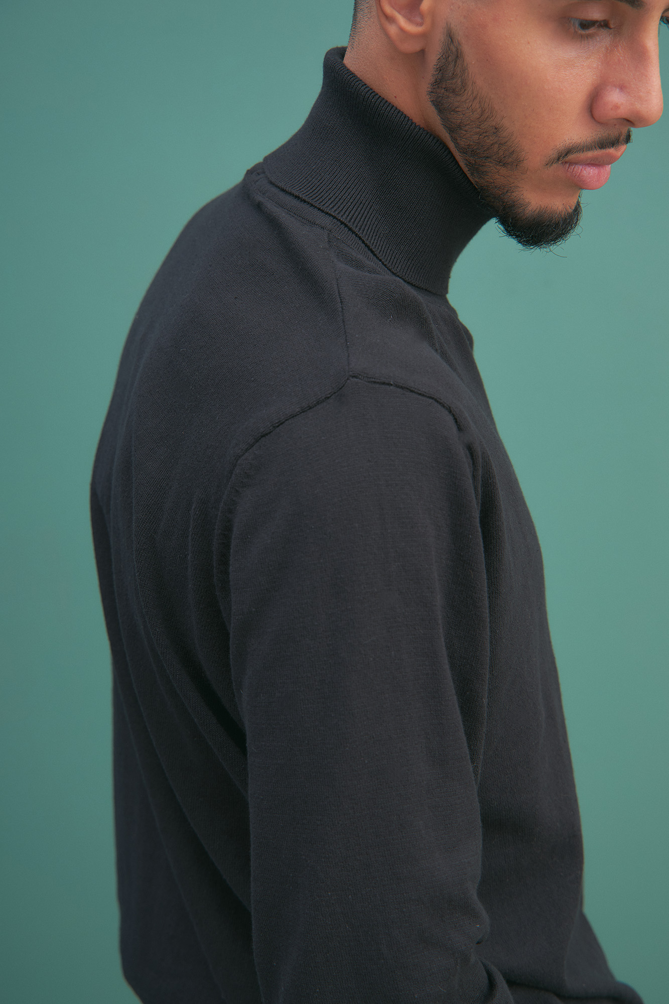 M-231-T-1105 Водолазка The Hills Черный