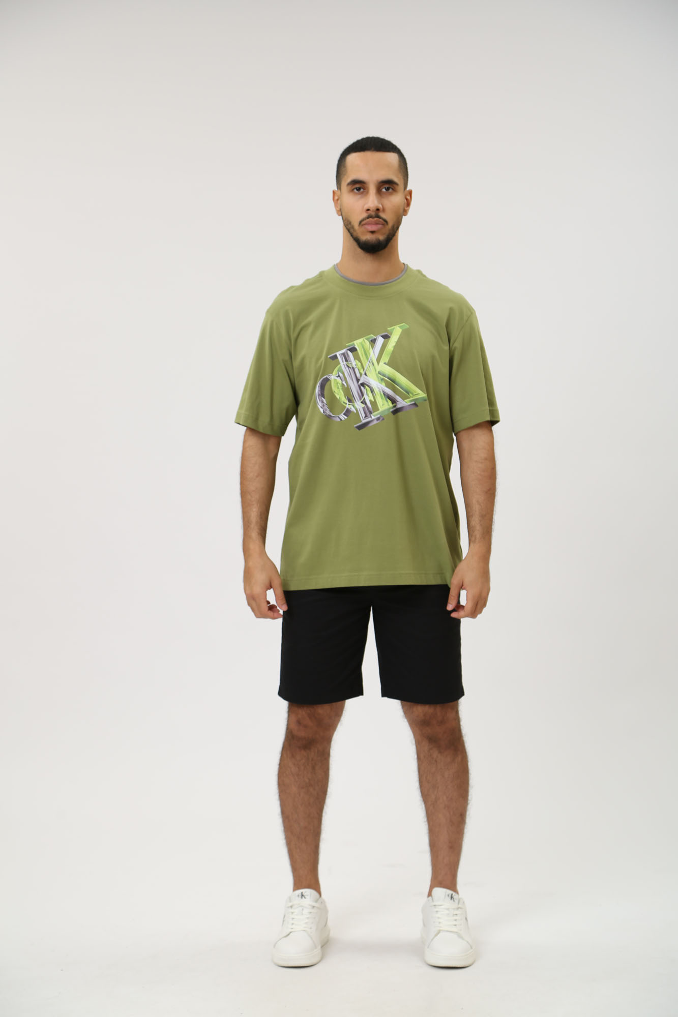 J30J325201 Футболка Calvin Klein Jeans Зеленый