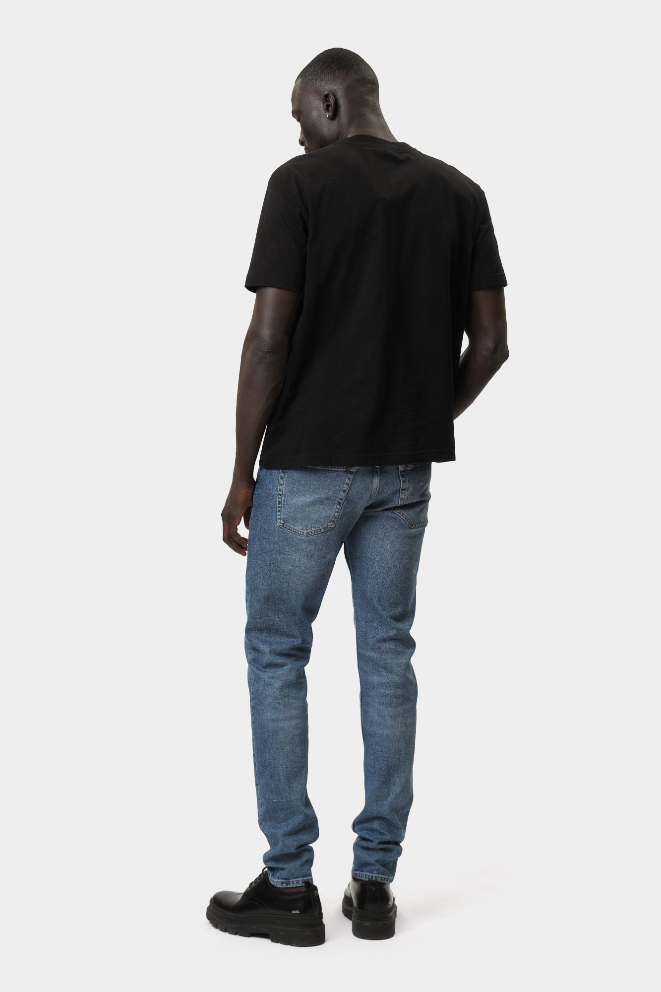 J30J327109 Футболка Calvin Klein Jeans Черный