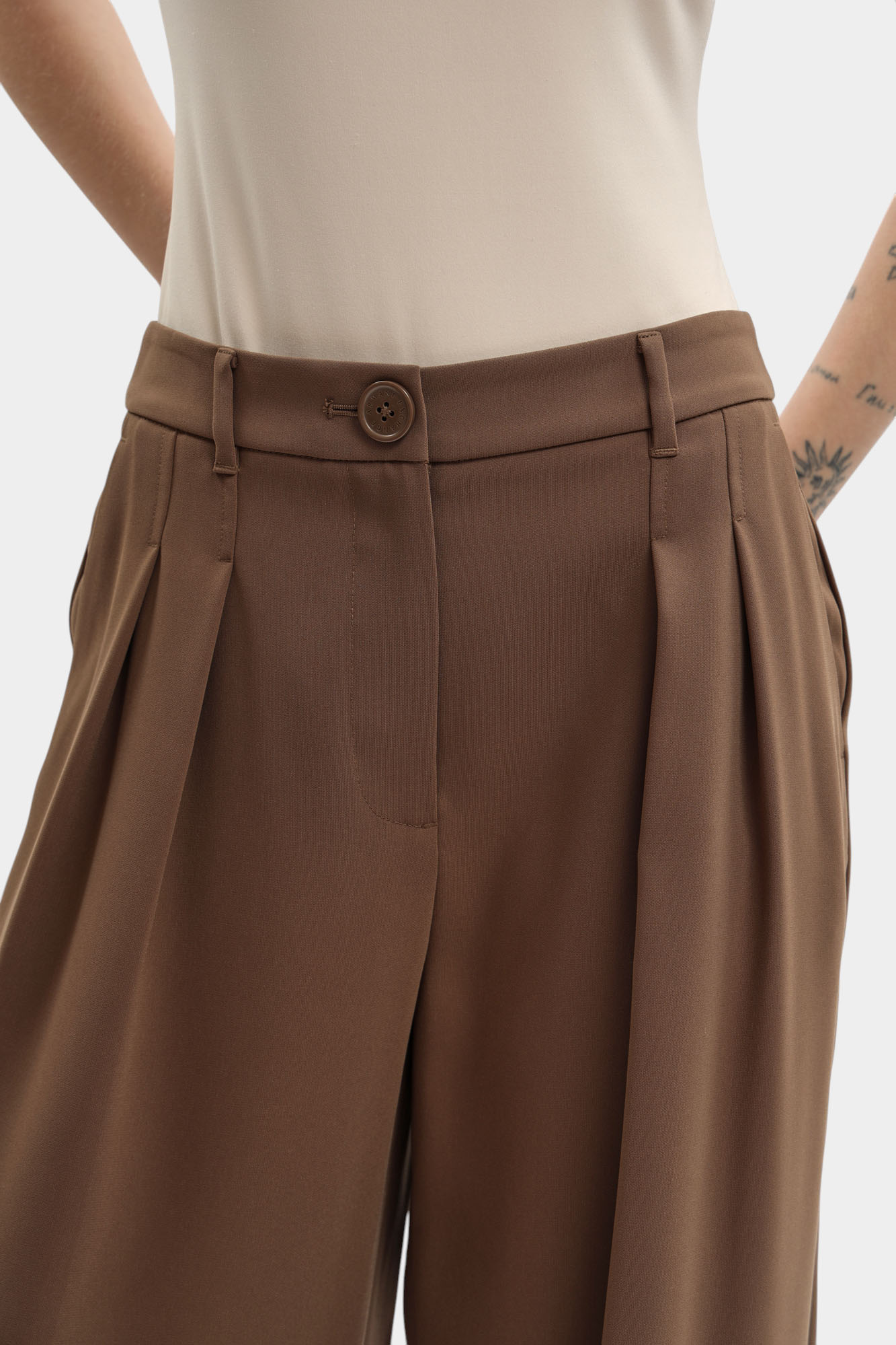 XW001939_AF21529 брюки armani exchange 