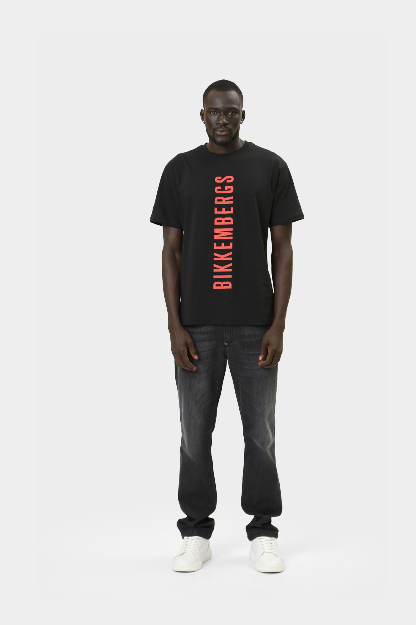 BMT0599 Футболка Bikkembergs Черный