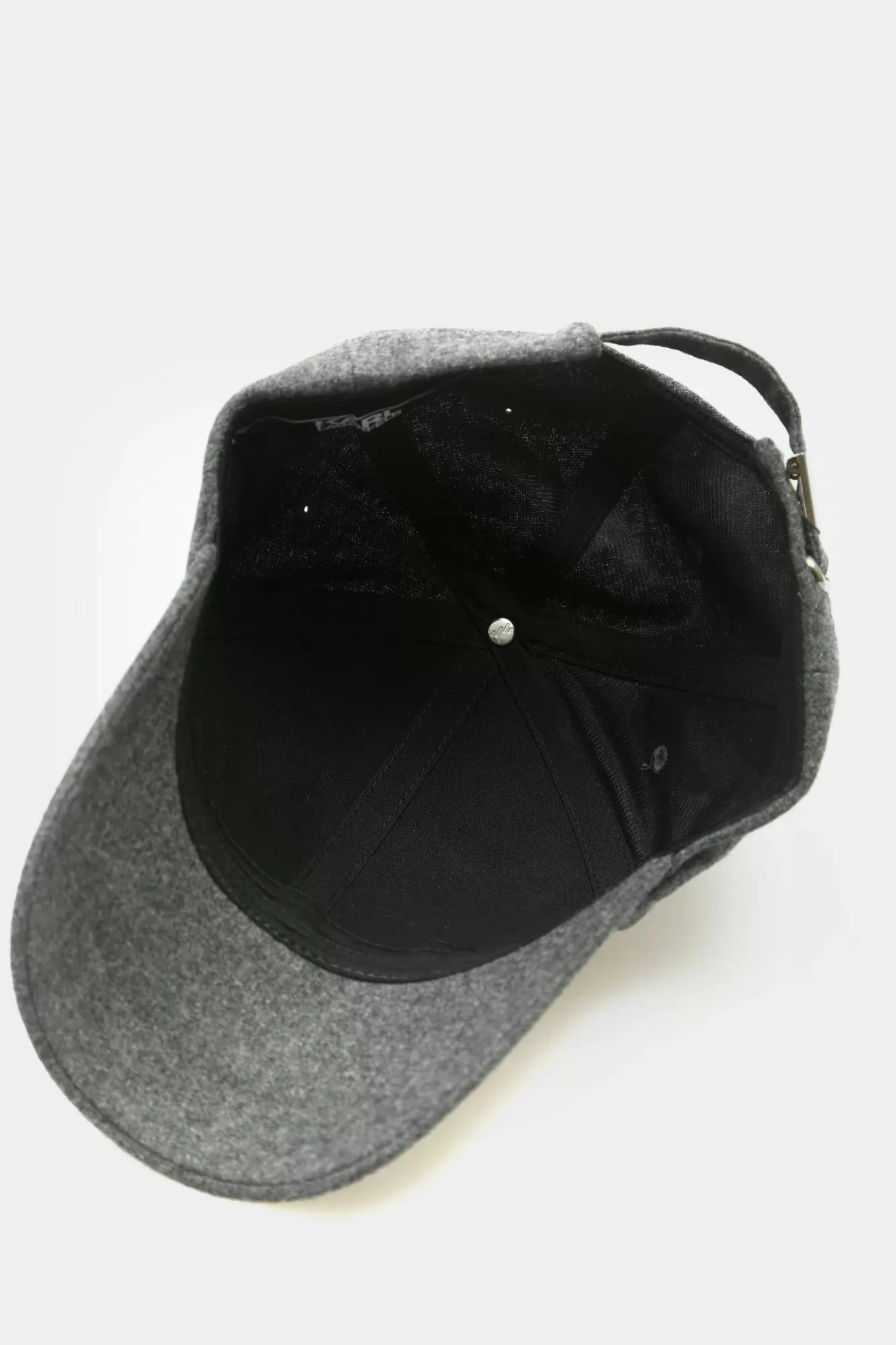 544121_805614 Кепка Karl Lagerfeld Серый