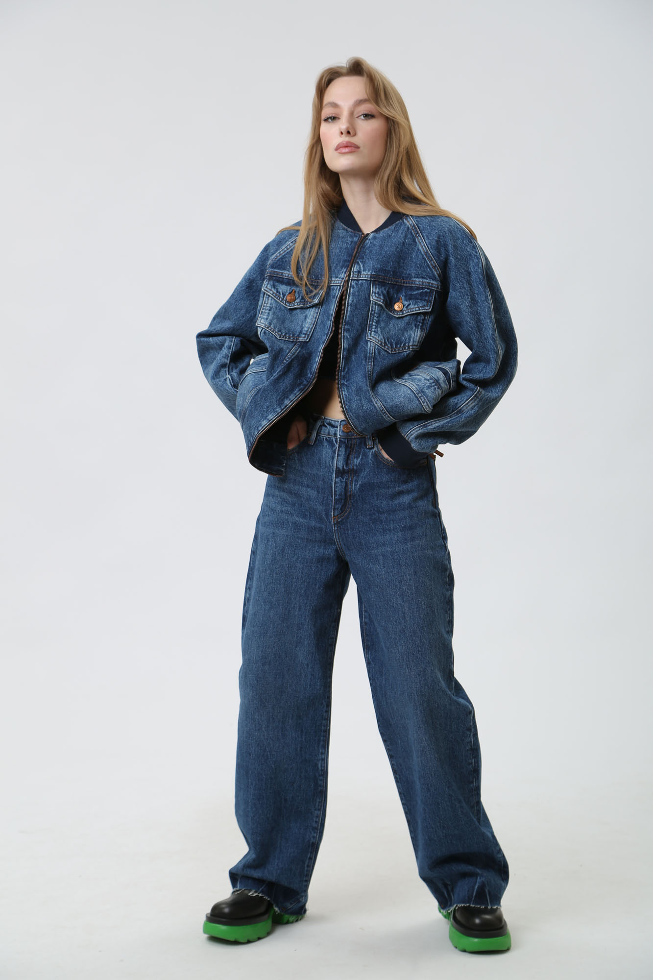 3DYJ38_Y16EZ брюки джинсовые armani exchange 