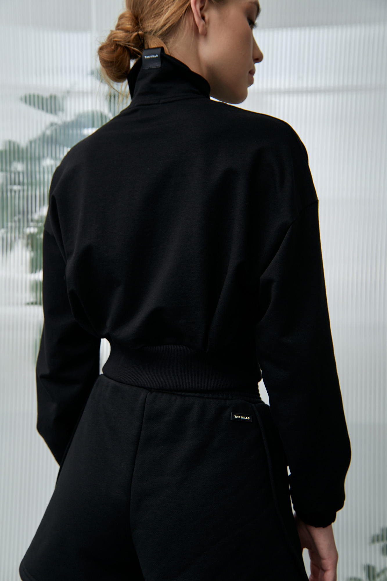 W-232-P-11-1072 тректоп the hills 