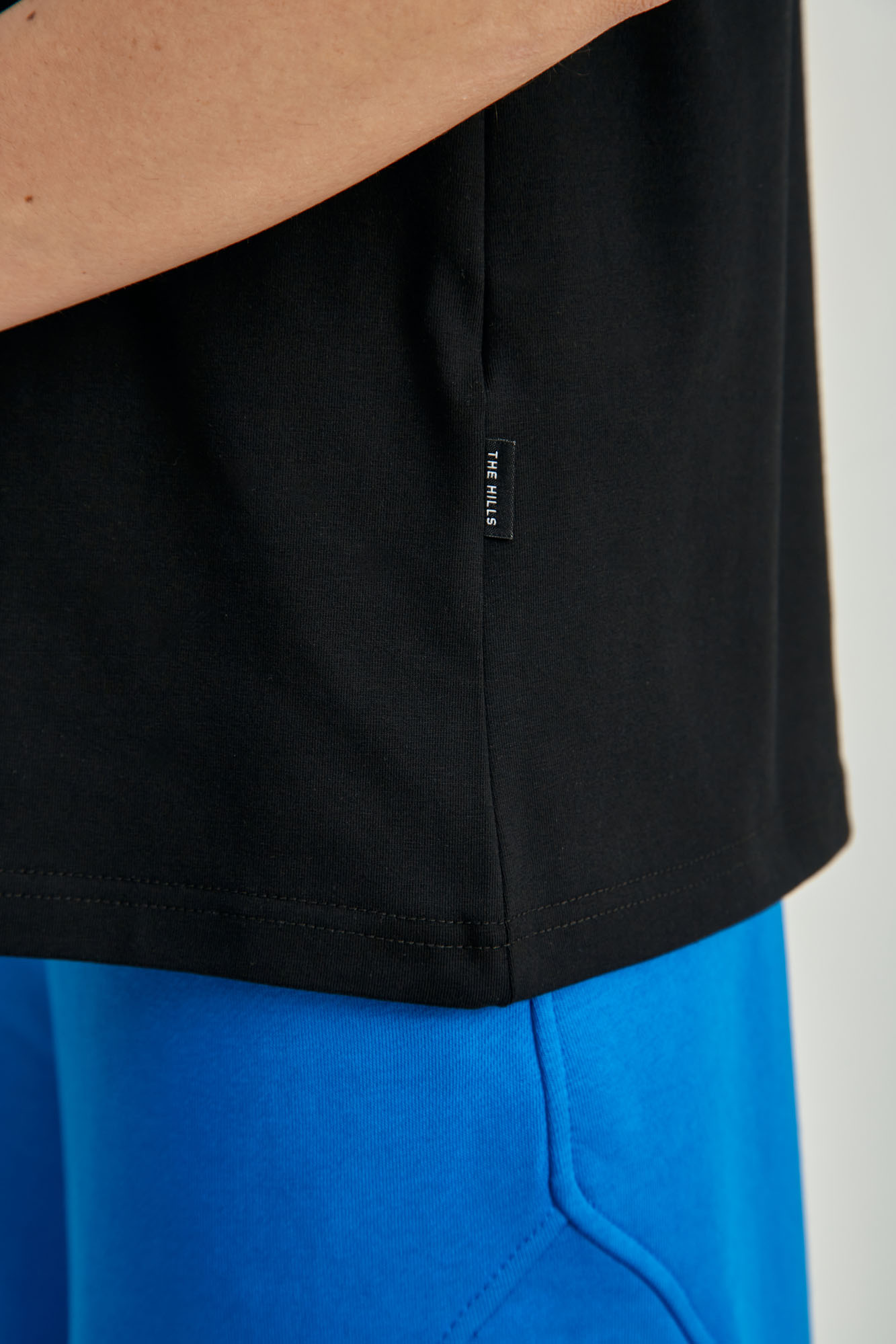 W-241-P-22-0092 футболка the hills 